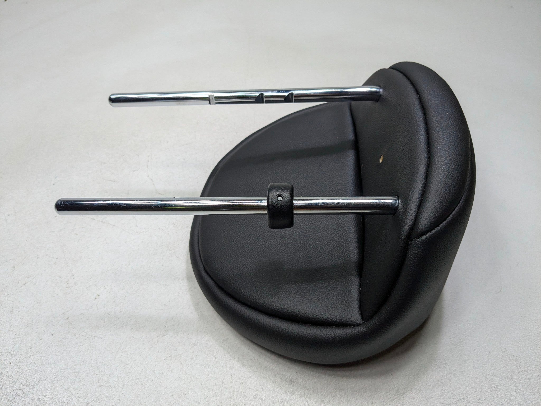 2011 - 2014 MINI COOPER CLUBMAN OEM SEAT HEADREST LEATHER BLACK REAR LEFT SIDE