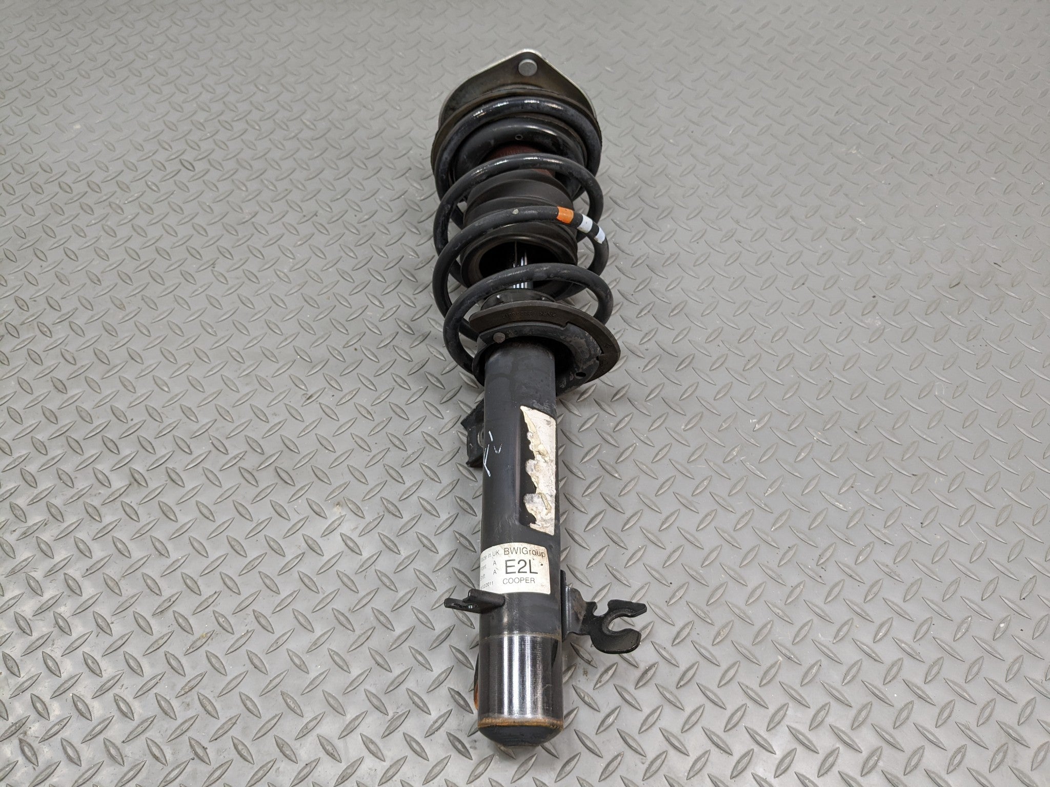 11 - 14 MINI COOPER CLUBMAN OEM SHOCK ABSORBER STRUT ASSEMBLY FRONT LEFT SIDE