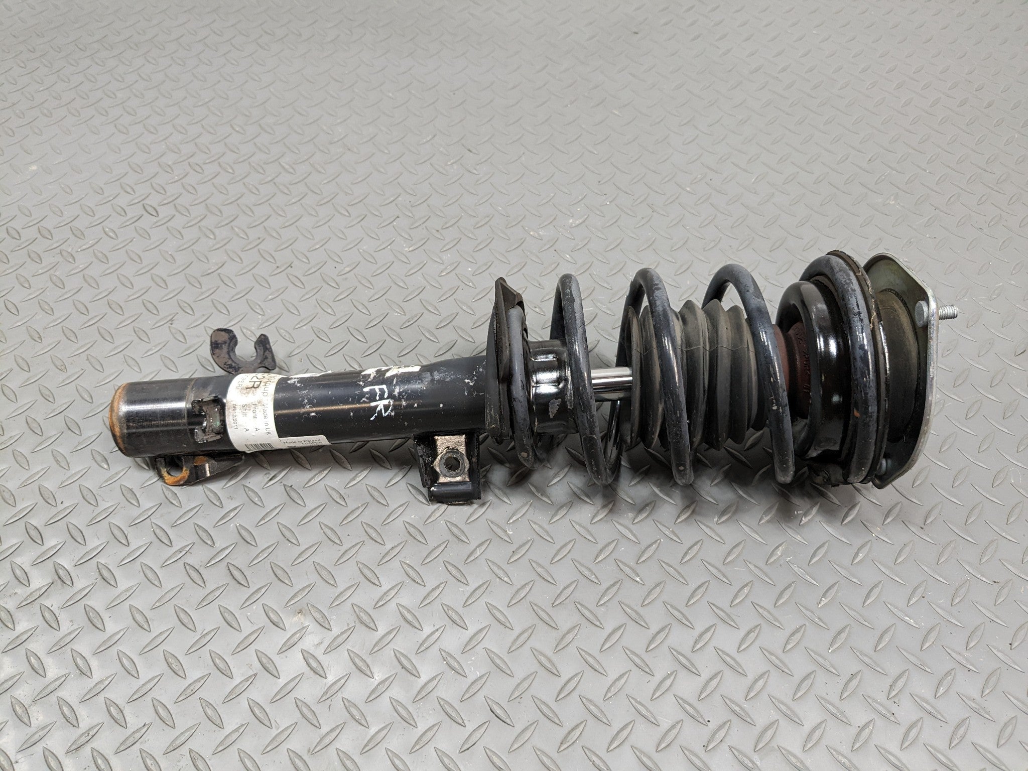11 - 14 MINI COOPER CLUBMAN OEM SHOCK ABSORBER STRUT ASSEMBLY FRONT RIGHT SIDE