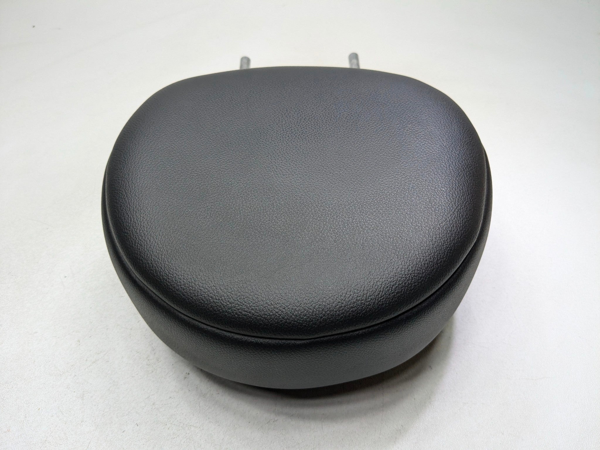 2011 - 2014 MINI COOPER CLUBMAN OEM SEAT HEADREST LEATHER BLACK FRONT LEFT SIDE