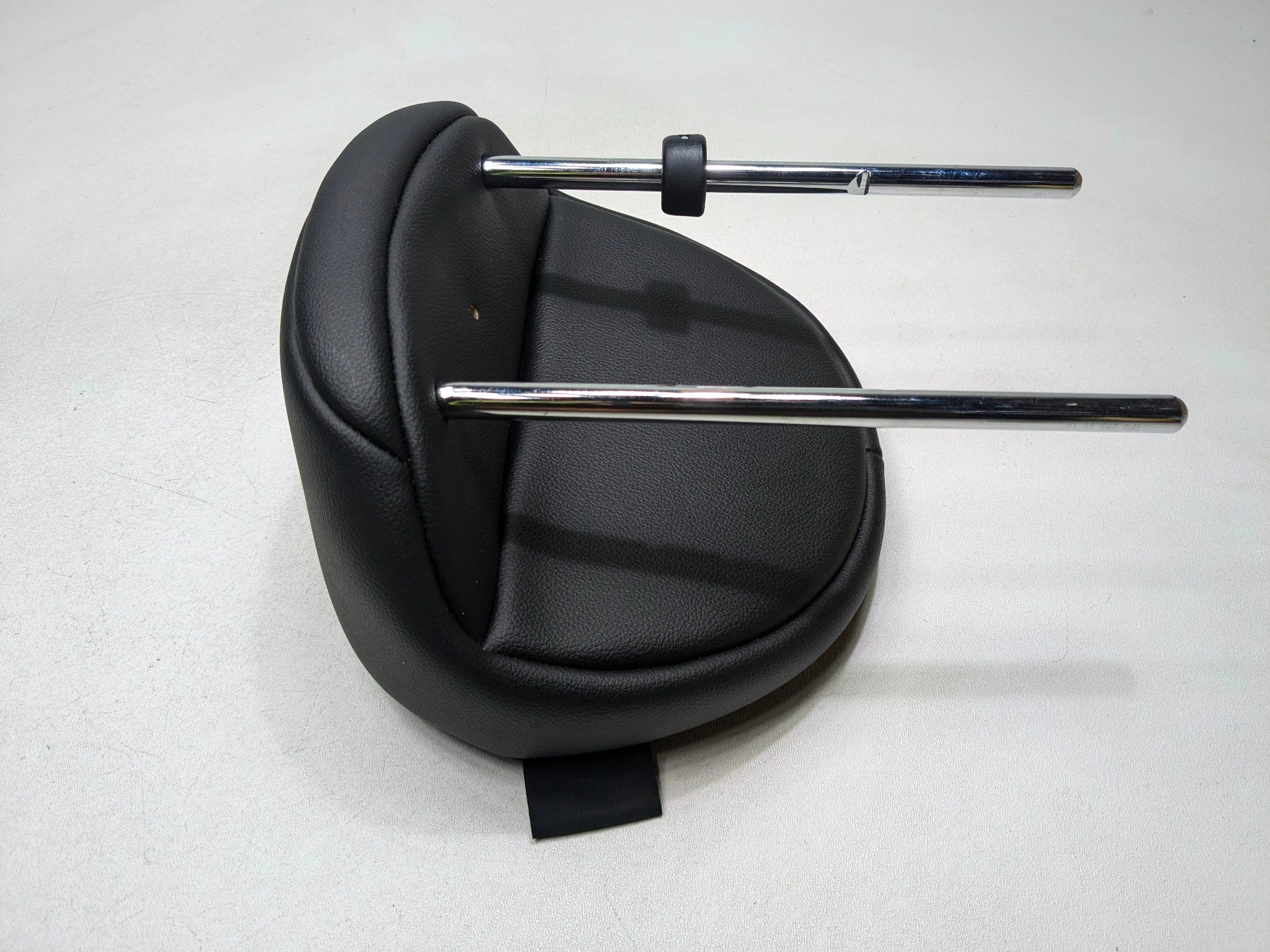 2011 - 2014 MINI COOPER CLUBMAN OEM SEAT HEADREST LEATHER BLACK REAR RIGHT SIDE