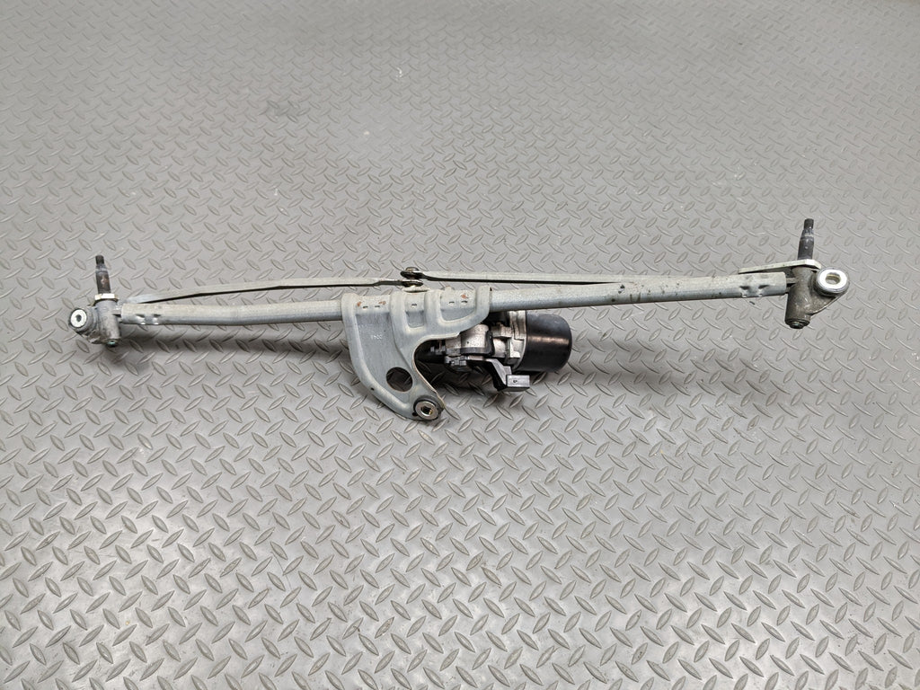 11 - 14 MINI COOPER CLUBMAN OEM WINDSHEILD WIPER TRANSMISSION LINKAGE WITH MOTOR
