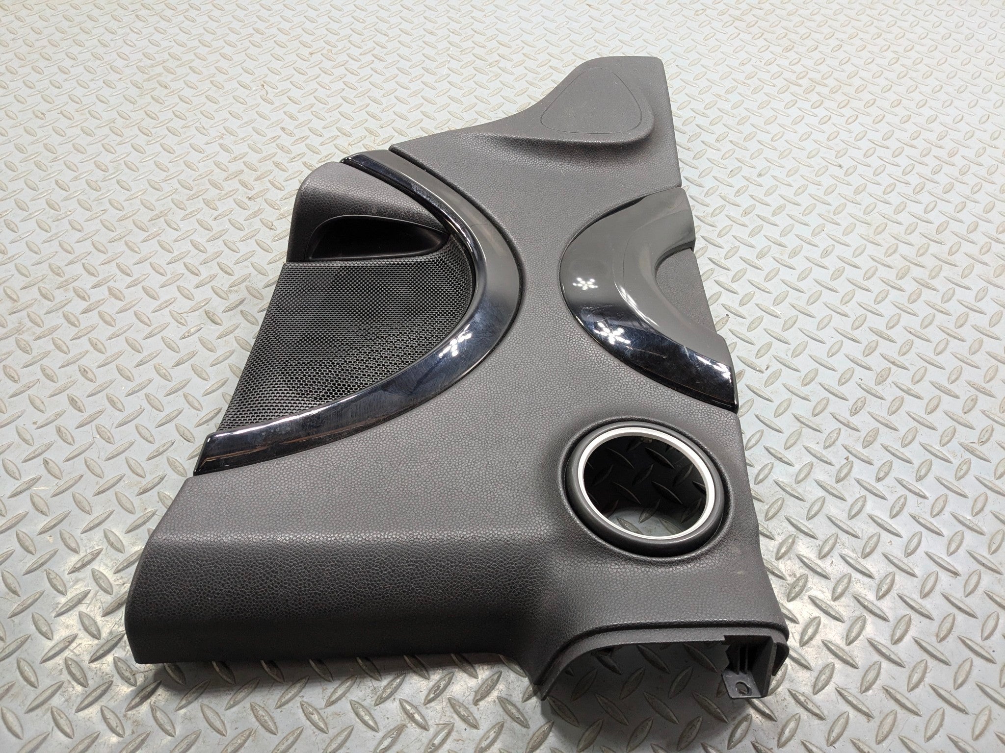 2011 - 2014 MINI COOPER CLUBMAN OEM INTERIOR DOOR PANEL TRIM REAR RIGHT SIDE