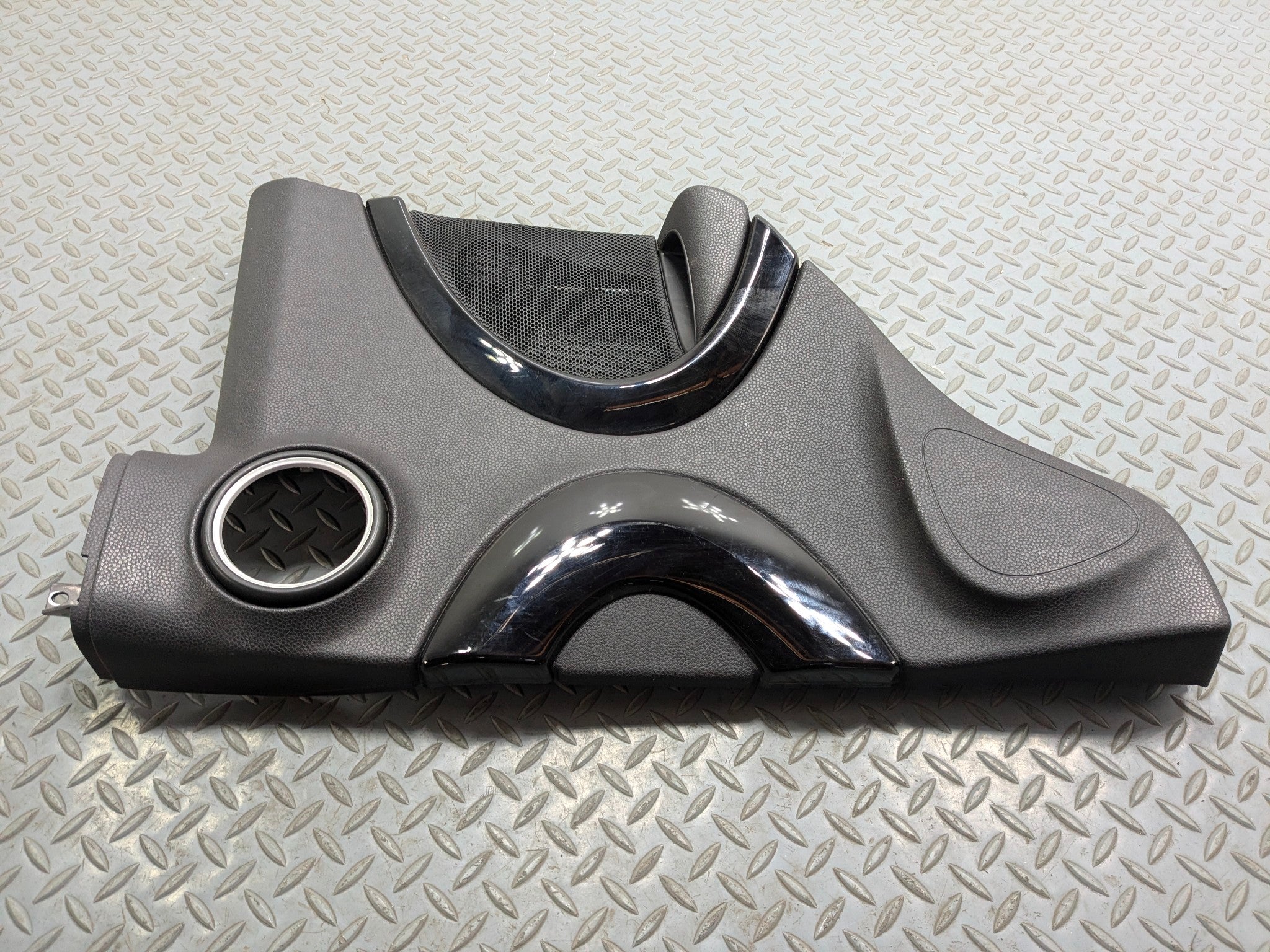 2011 - 2014 MINI COOPER CLUBMAN OEM INTERIOR DOOR PANEL TRIM REAR RIGHT SIDE
