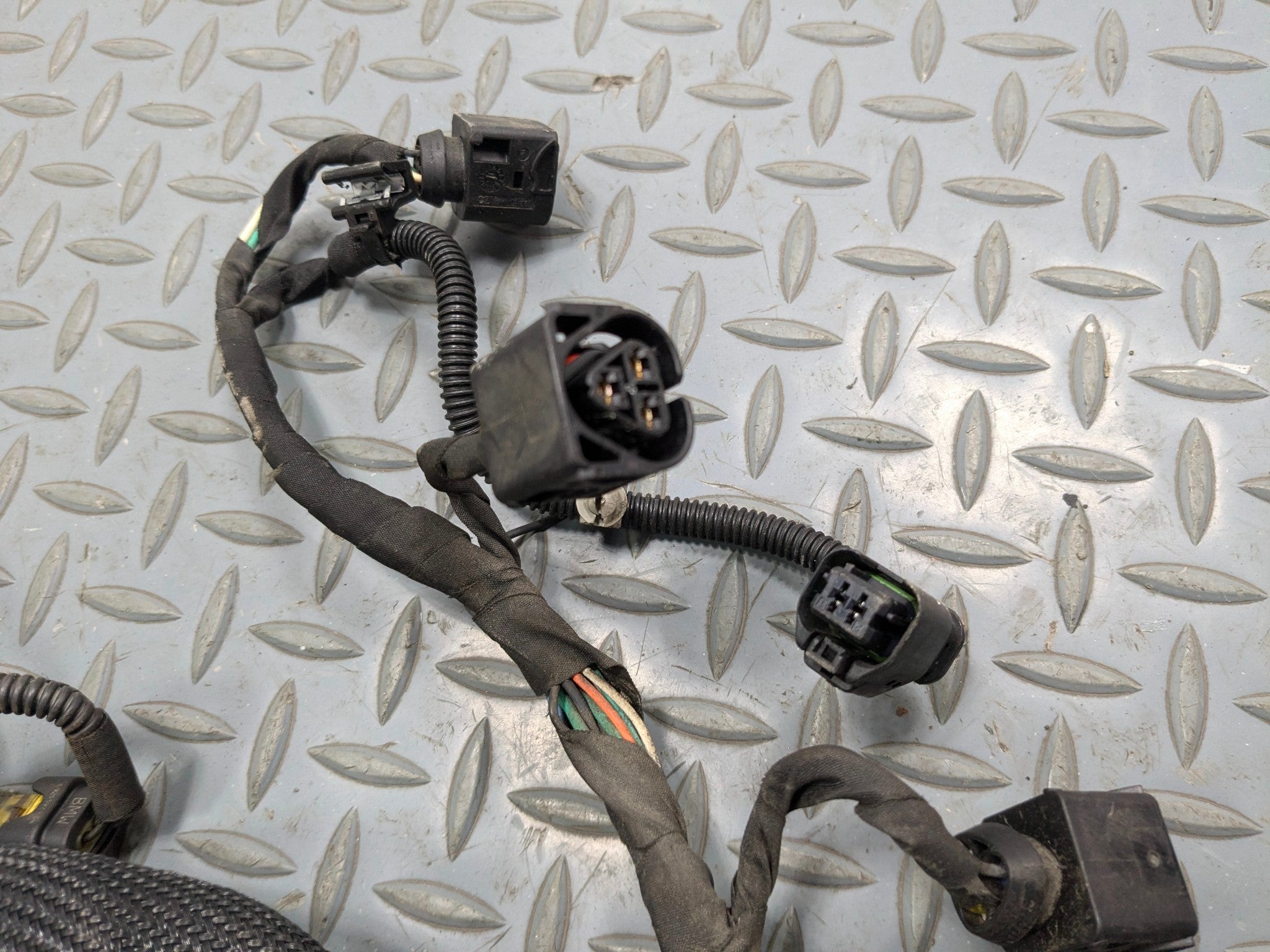 11 - 14 MINI COOPER CLUBMAN OEM INTERIOR ENGINE WIRE HARNESS CABLE AND CONNECTOR