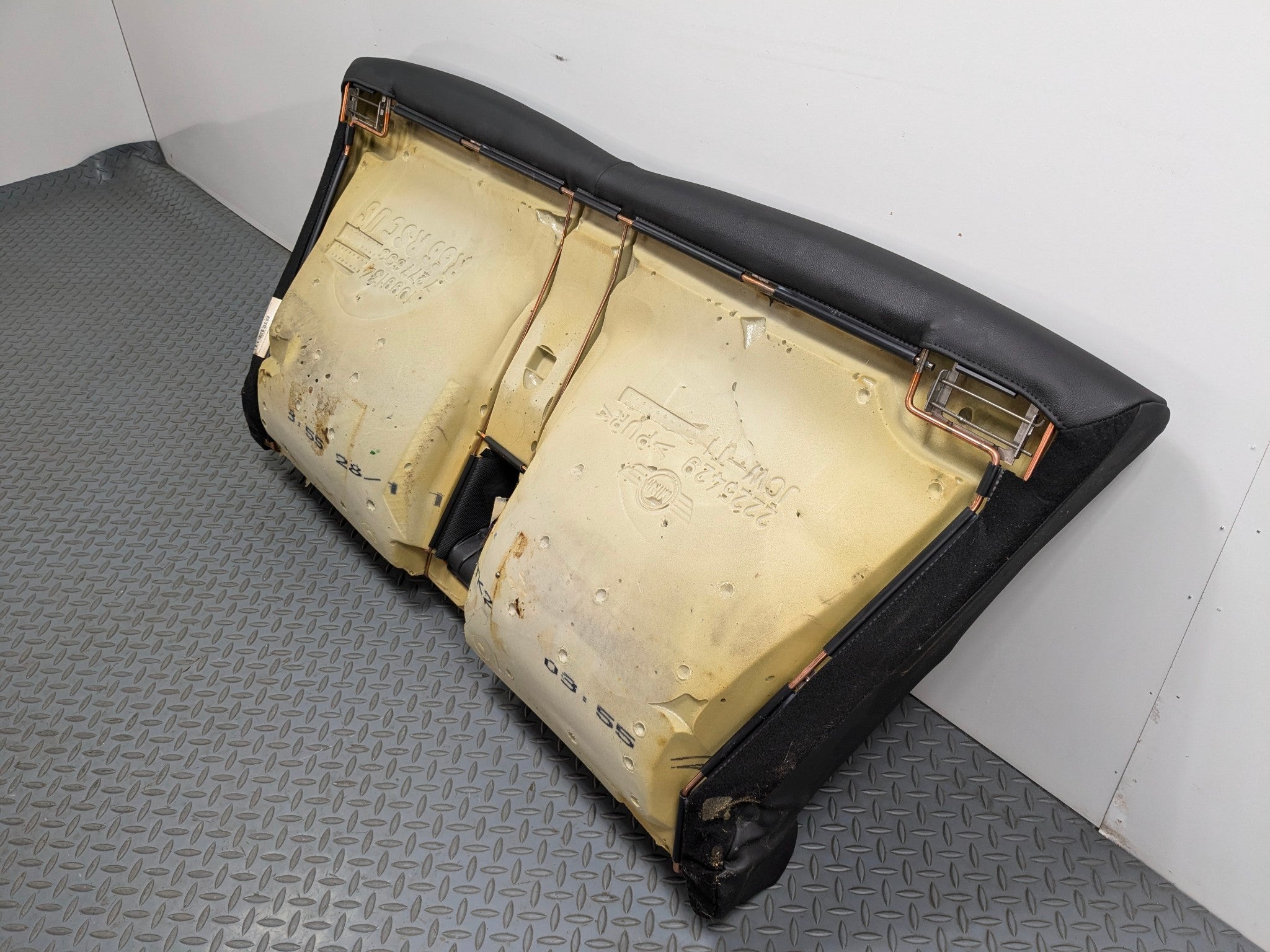 11 - 14 MINI COOPER CLUBMAN OEM LOWER SEAT CUSHION LEATHER BLACK REAR SECOND ROW