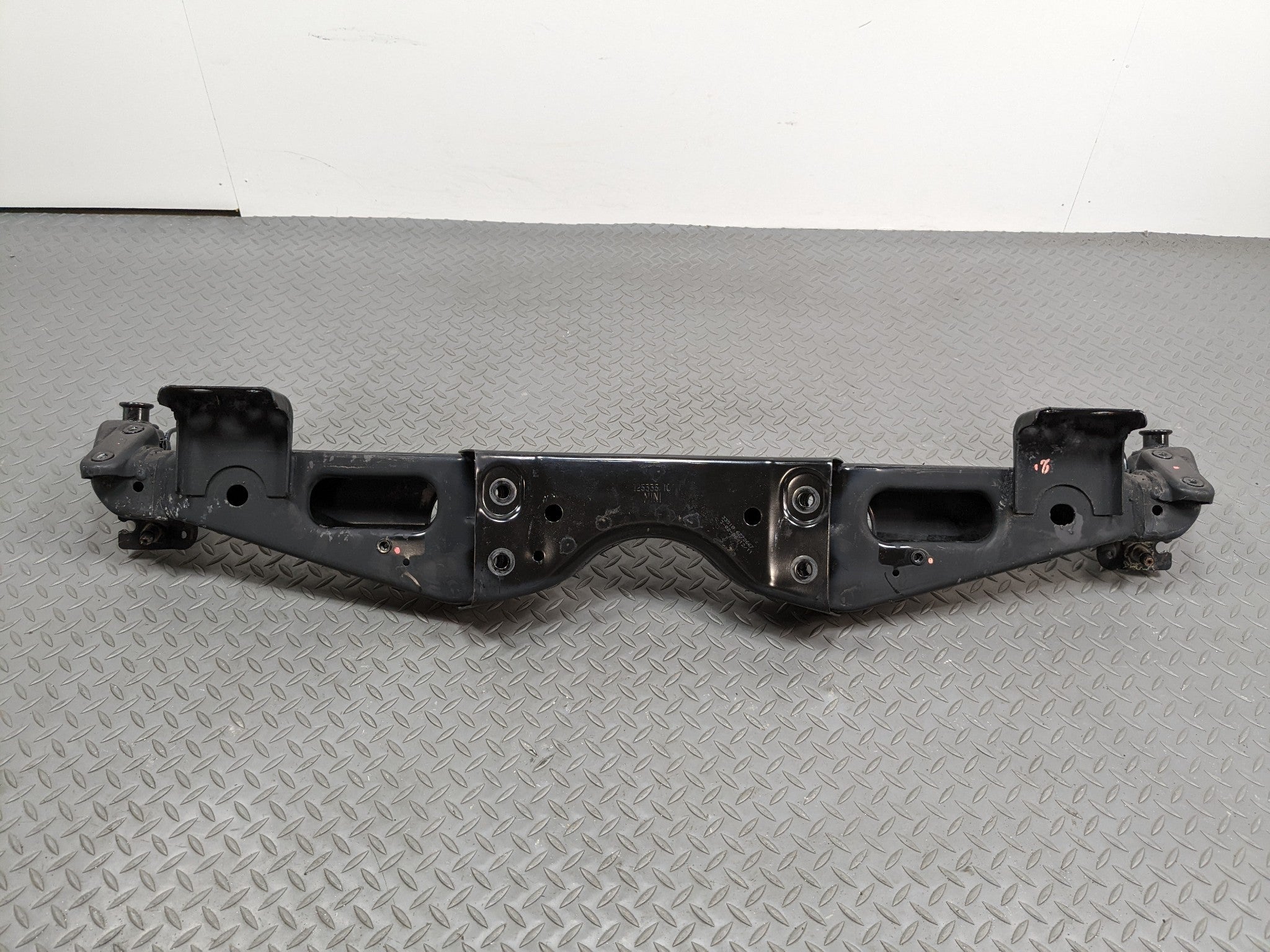 2011 - 2014 MINI COOPER CLUBMAN OEM SUBFRAME CROSSMEMBER REAR SUSPENSION CRADLE