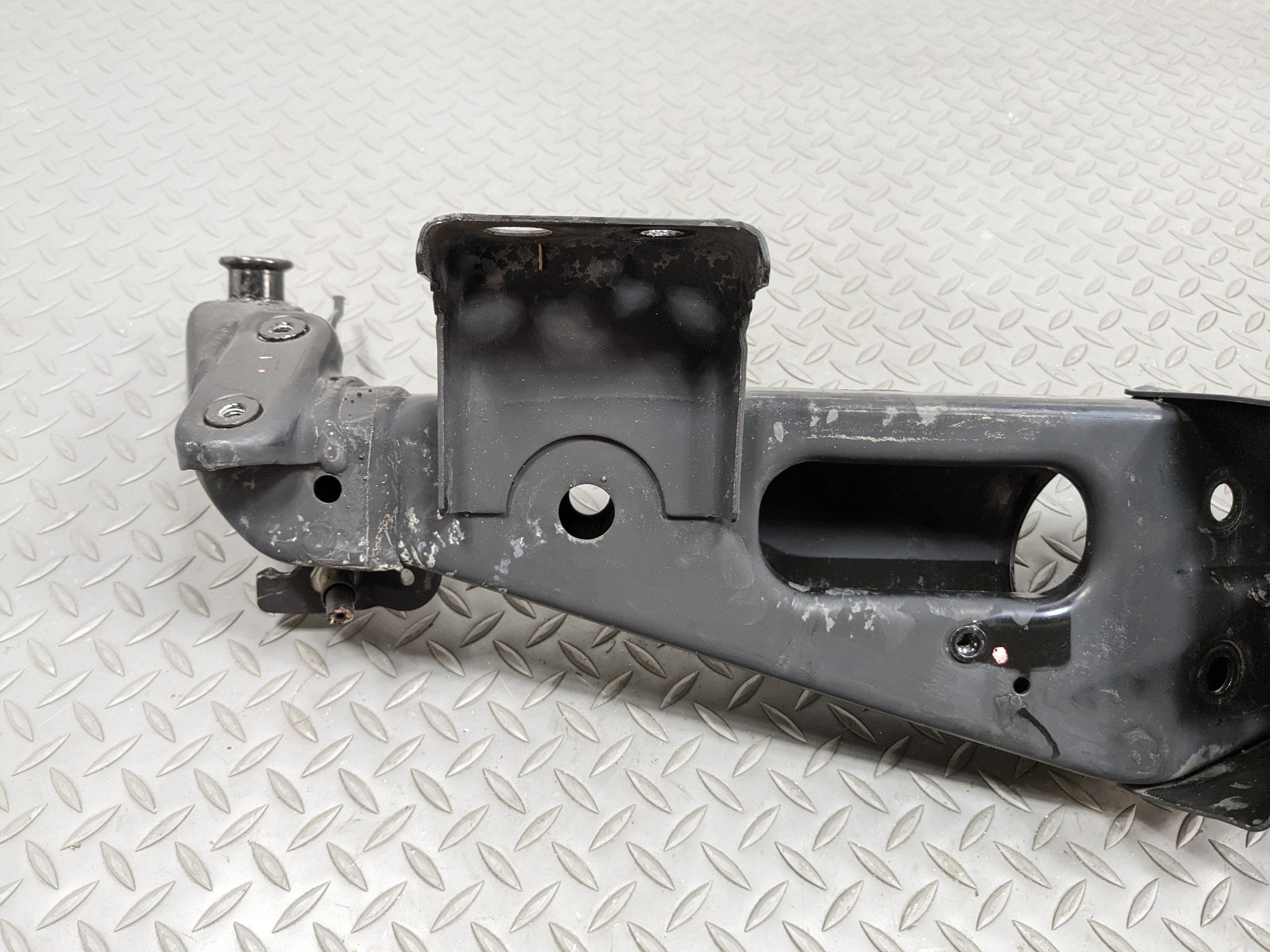 2011 - 2014 MINI COOPER CLUBMAN OEM SUBFRAME CROSSMEMBER REAR SUSPENSION CRADLE
