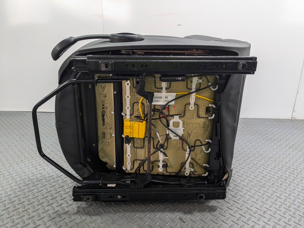 11 - 14 MINI COOPER CLUBMAN OEM SEAT BLACK LEATHER WITH BUCKLE FRONT LEFT SIDE