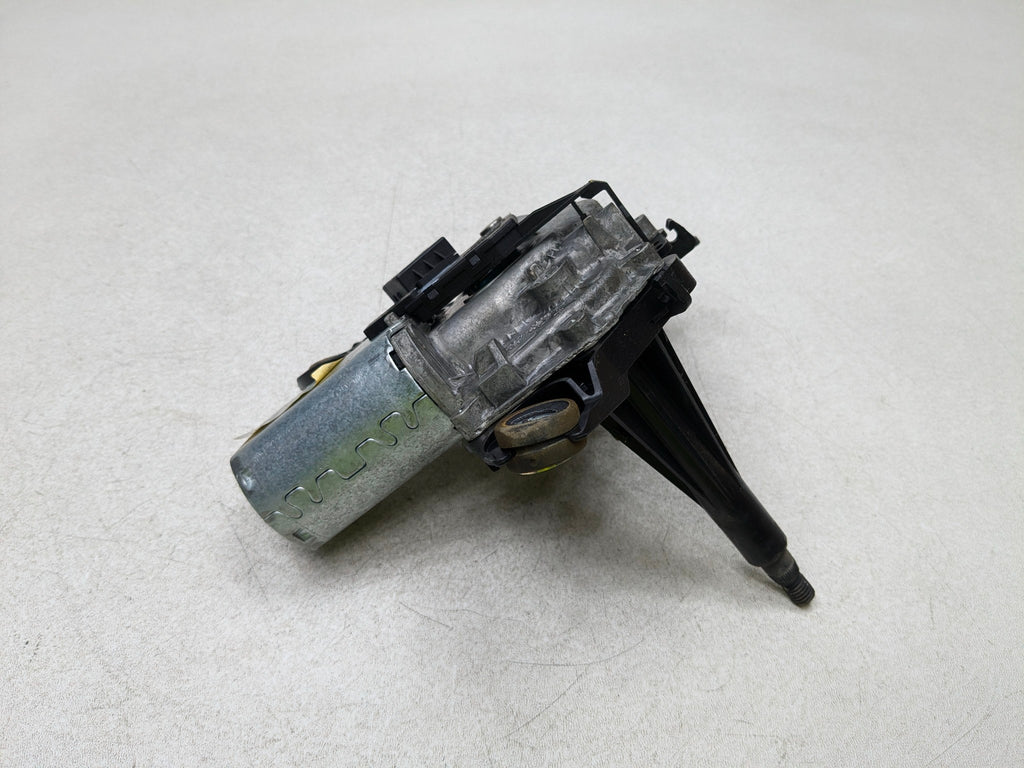 2011 - 2014 MINI COOPER CLUBMAN OEM WIPER MOTOR ASSEMBLY REAR LEFT DRIVER SIDE