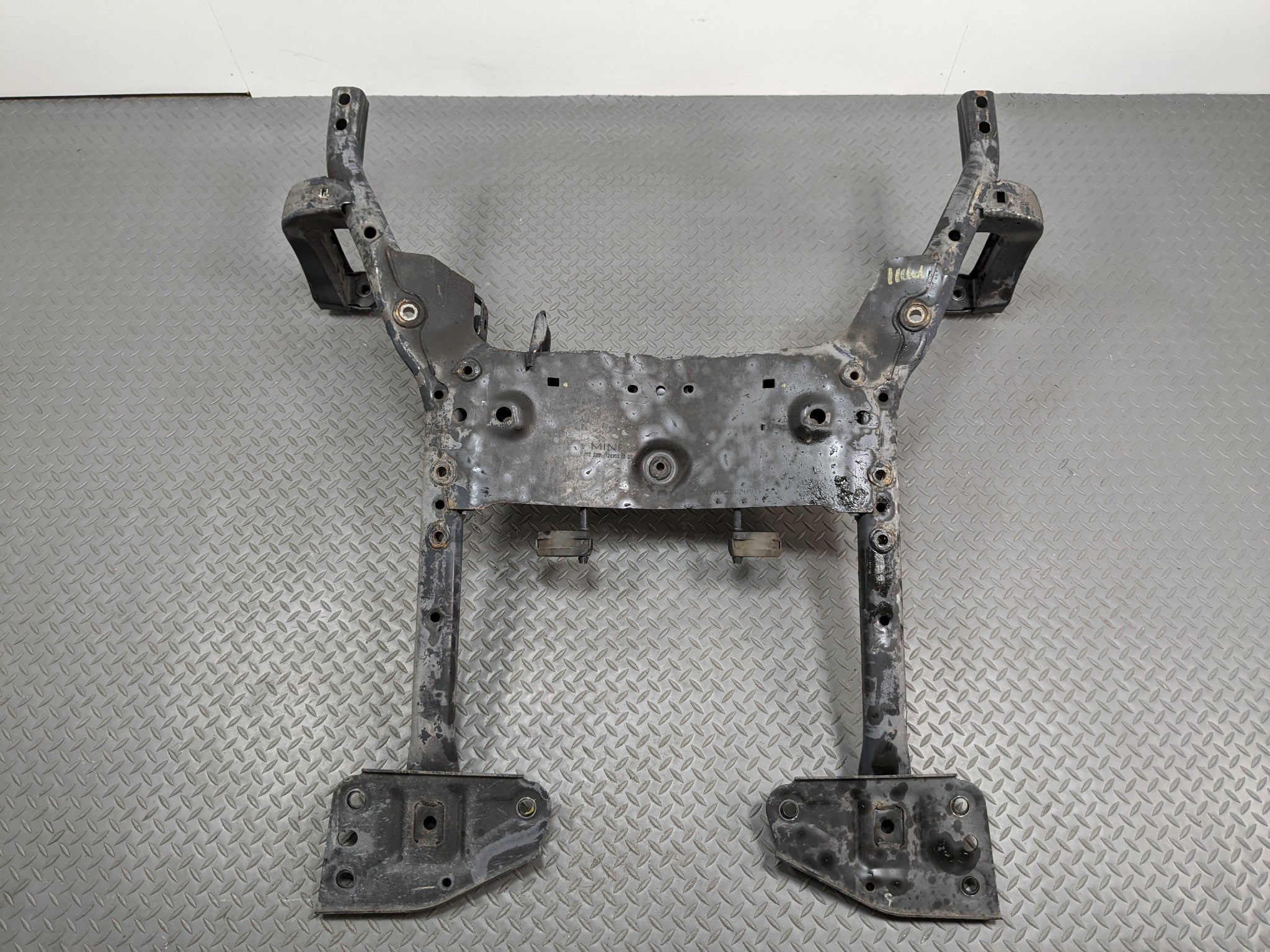 2011 - 2014 MINI COOPER CLUBMAN OEM CROSSMEMBER SUBFRAME FRONT ENGINE CRADLE