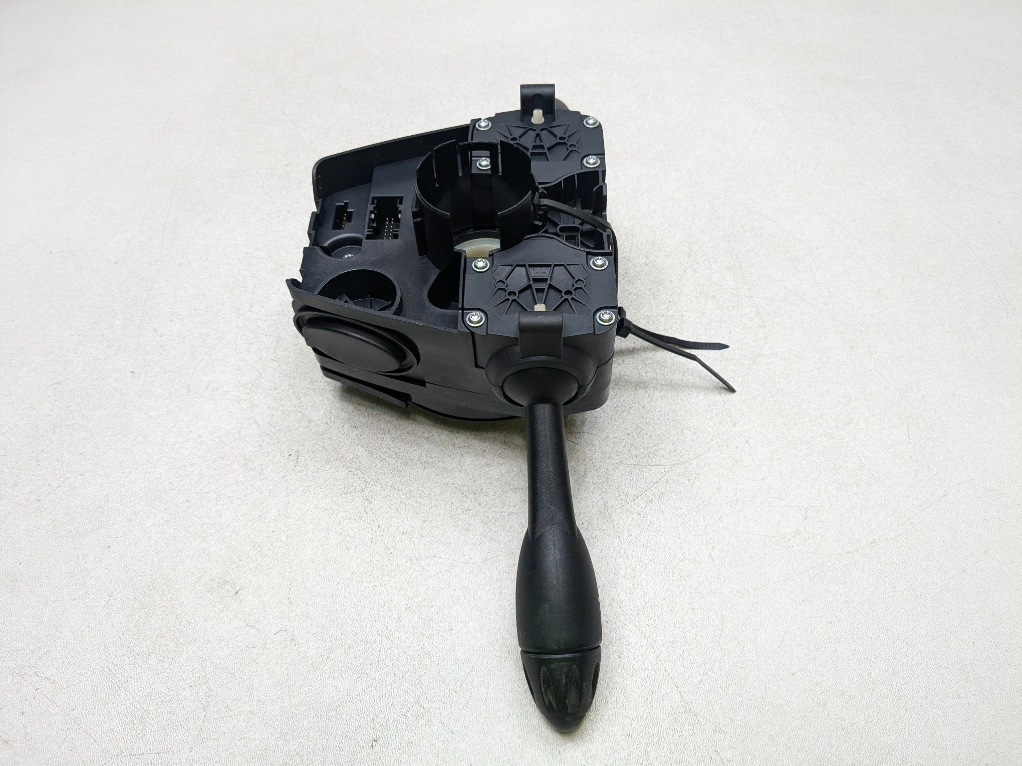 2011 - 2014 MINI COOPER CLUBMAN OEM STEERING COLUMN COMBINATION SWITCH ASSEMBLY
