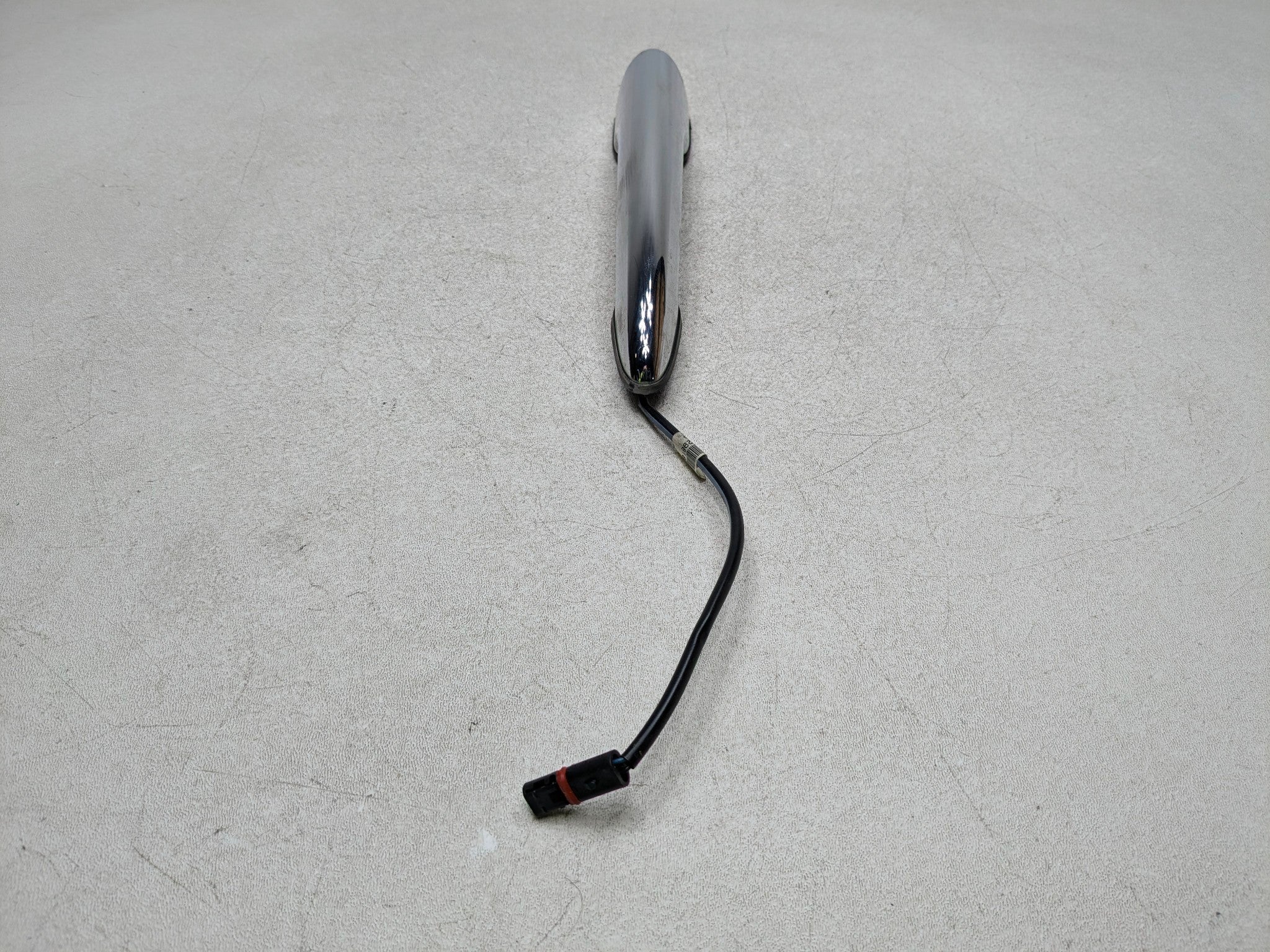 2011 - 2014 MINI COOPER CLUBMAN OEM TRUNK OUTSIDE DOOR HANDLE RAER LEFT SIDE