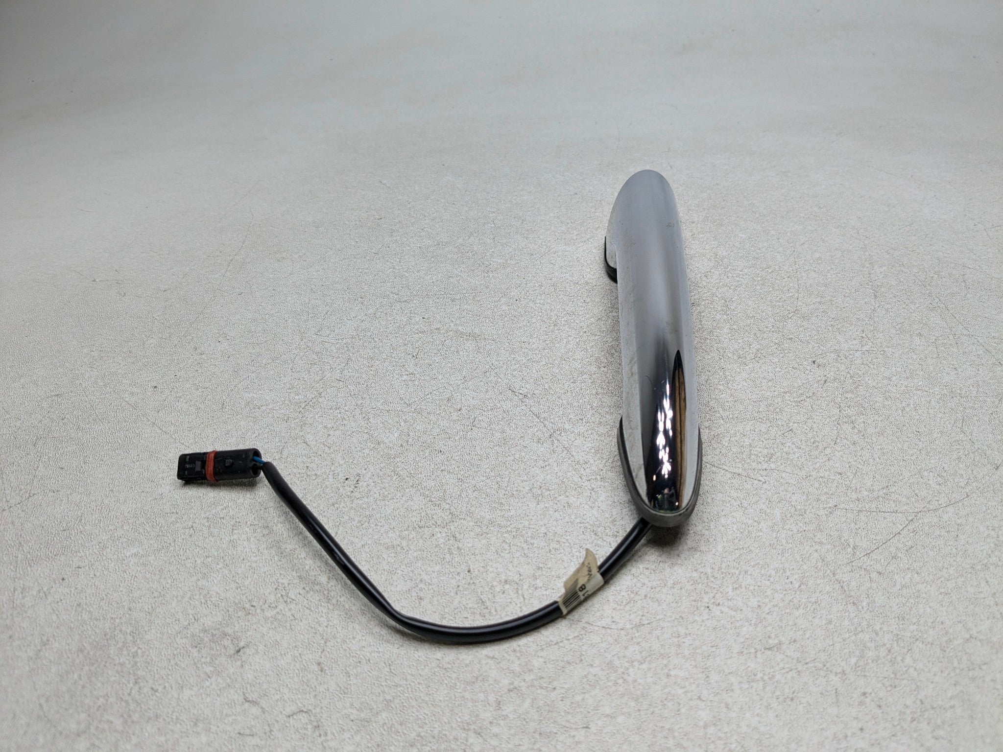 2011 - 2014 MINI COOPER CLUBMAN OEM TRUNK OUTSIDE DOOR HANDLE RAER RIGHT SIDE