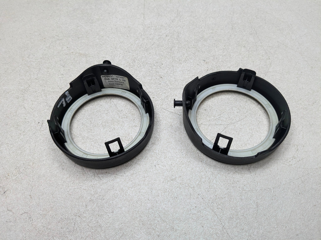 2011 - 2014 MINI COOPER CLUBMAN OEM FRONT DOOR OPENER INSIDE HANDLE TRIM SET