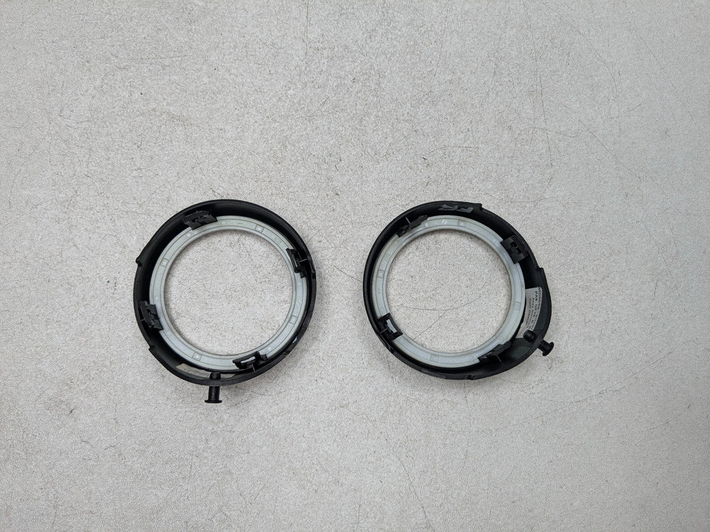 2011 - 2014 MINI COOPER CLUBMAN OEM FRONT DOOR OPENER INSIDE HANDLE TRIM SET