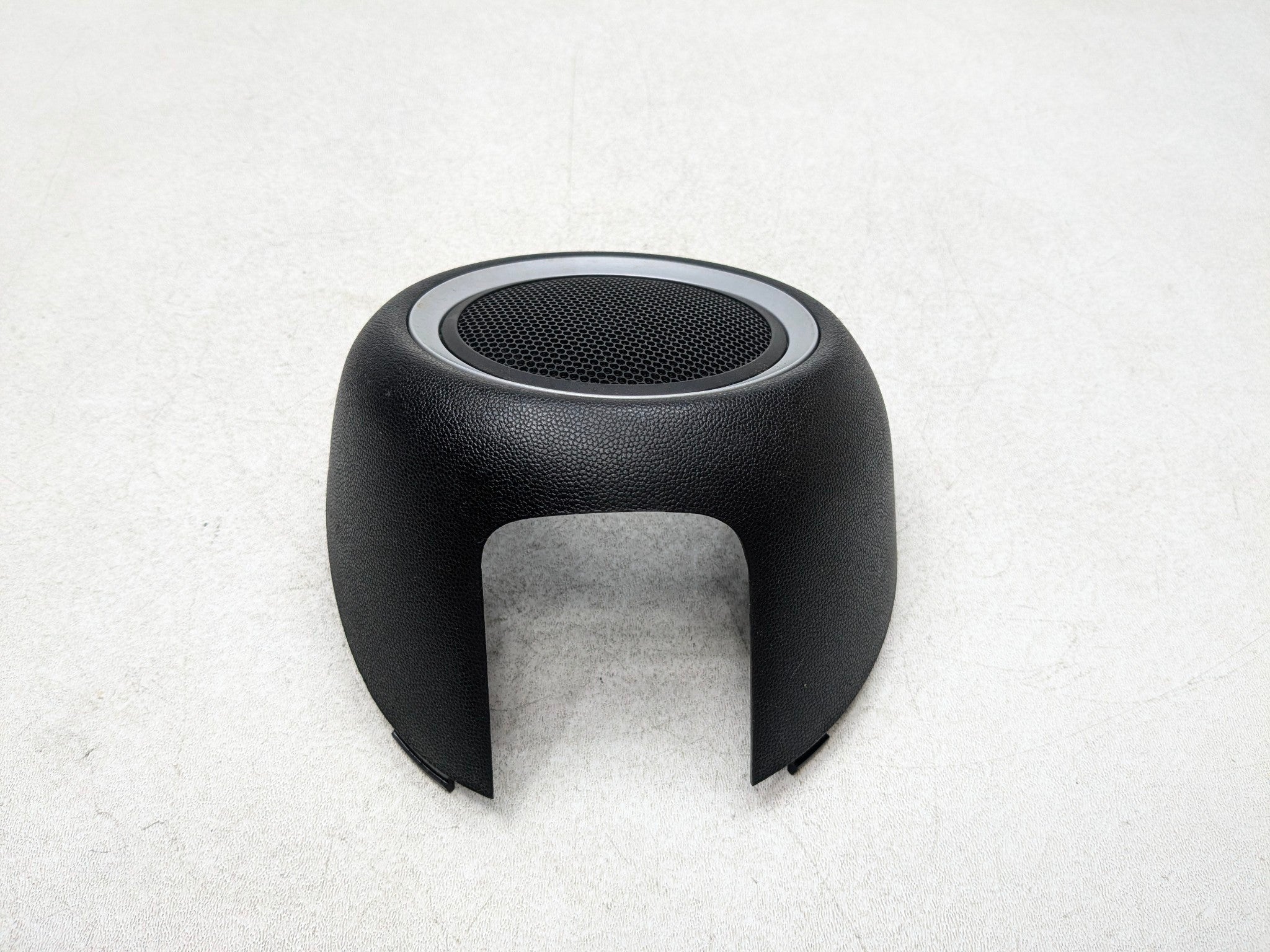 2011 - 2014 MINI COOPER CLUBMAN OEM SPEAKER GRILL COVER BLACK FRONT RIGHT SIDE