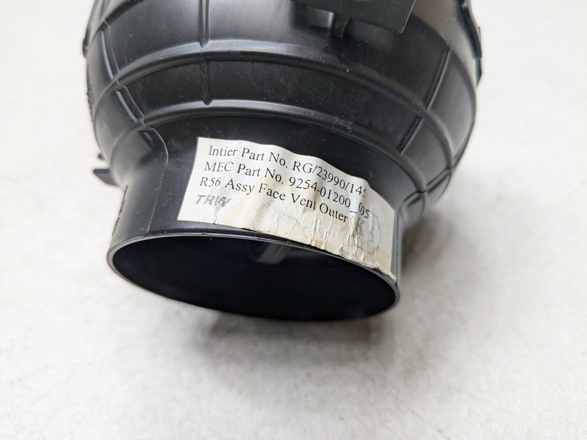 11 - 14 MINI COOPER CLUBMAN OEM AIR CONDITIONING HEATER VENTS FRONT LEFT SIDE