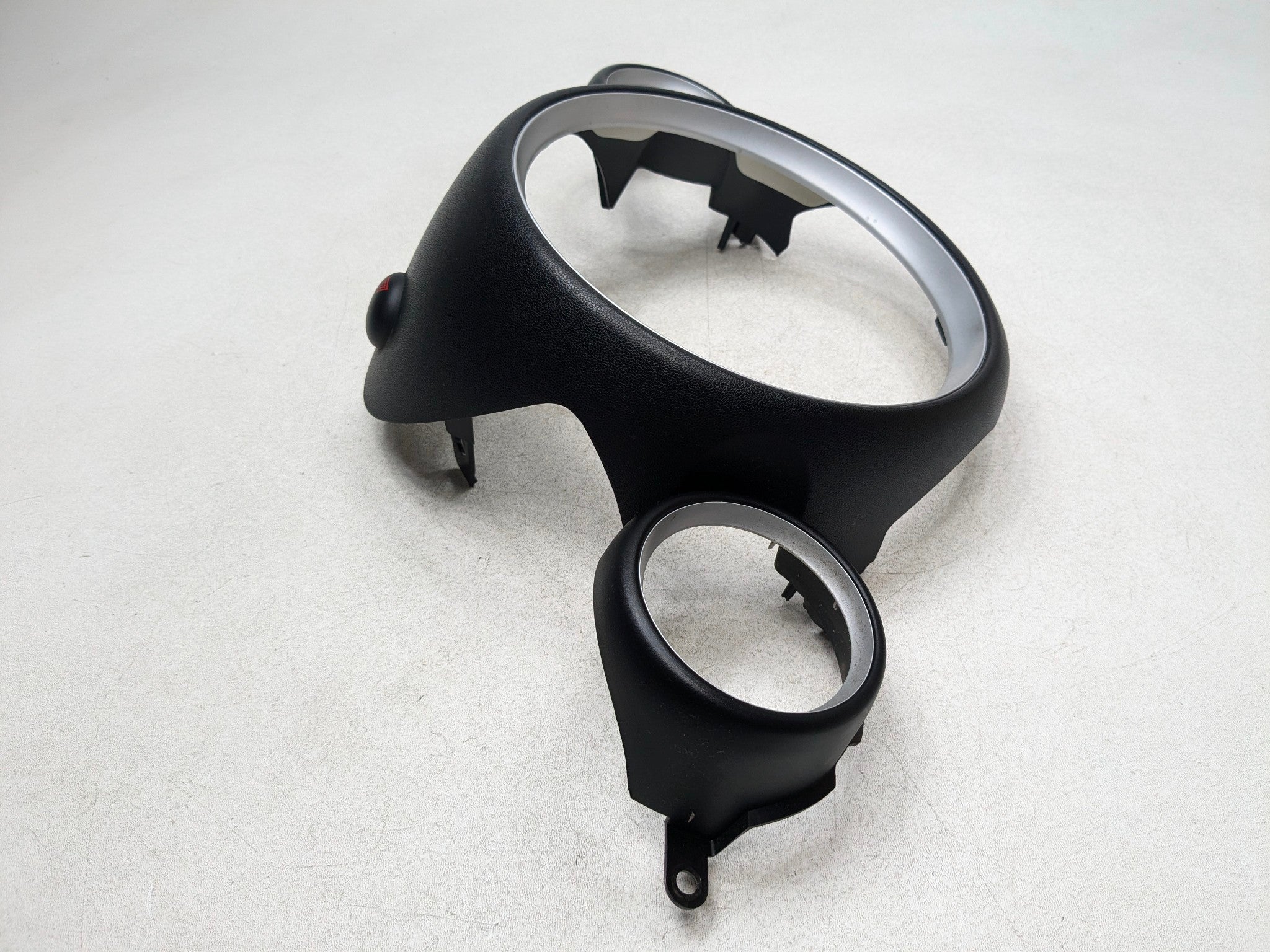 2011 - 2014 MINI COOPER CLUBMAN OEM CLUSTER SPEEDOMETER TRIM BEZEL DASH CENTER