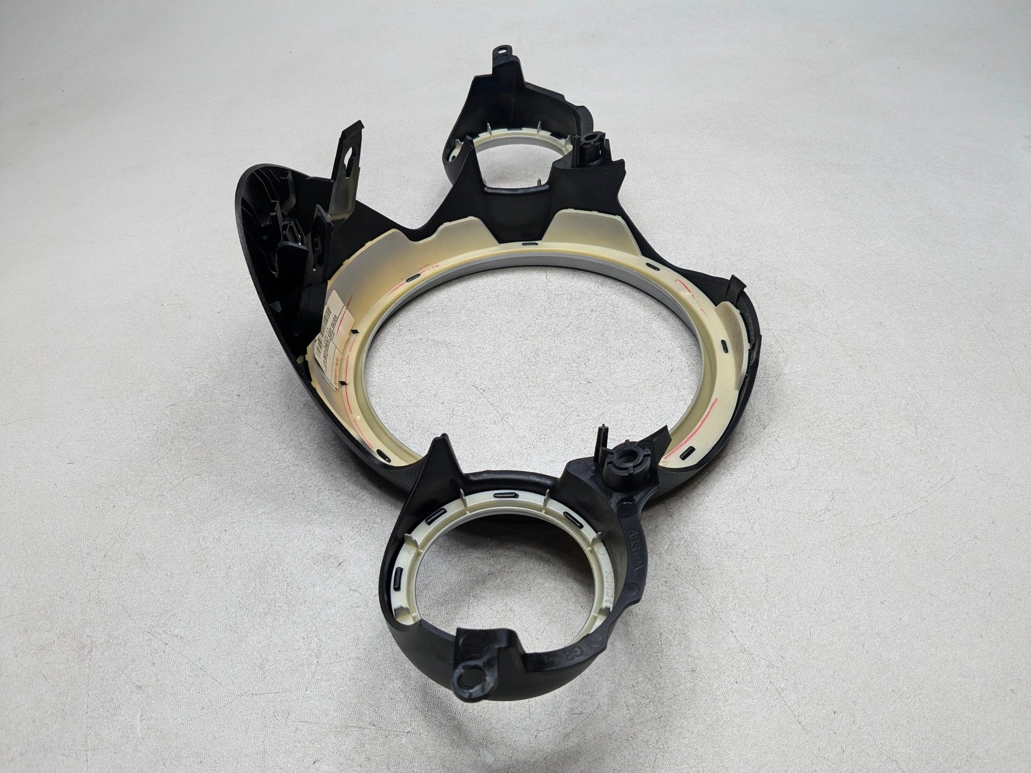 2011 - 2014 MINI COOPER CLUBMAN OEM CLUSTER SPEEDOMETER TRIM BEZEL DASH CENTER