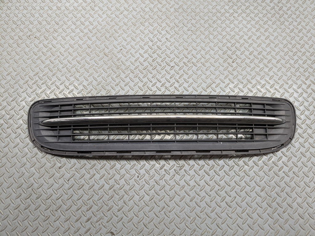 11 - 14 MINI COOPER CLUBMAN OEM GRILLE TRIM PANEL ASSEMBLY FRONT LOWER CENTER