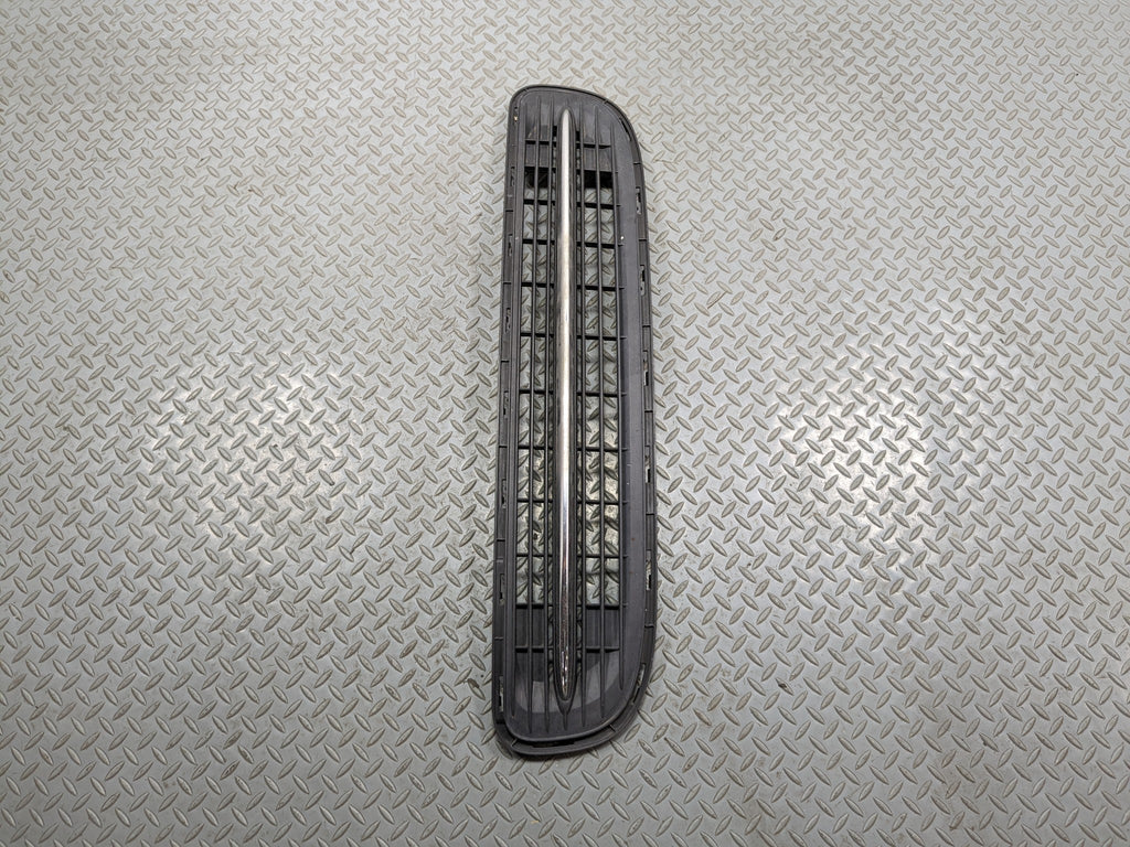 11 - 14 MINI COOPER CLUBMAN OEM GRILLE TRIM PANEL ASSEMBLY FRONT LOWER CENTER