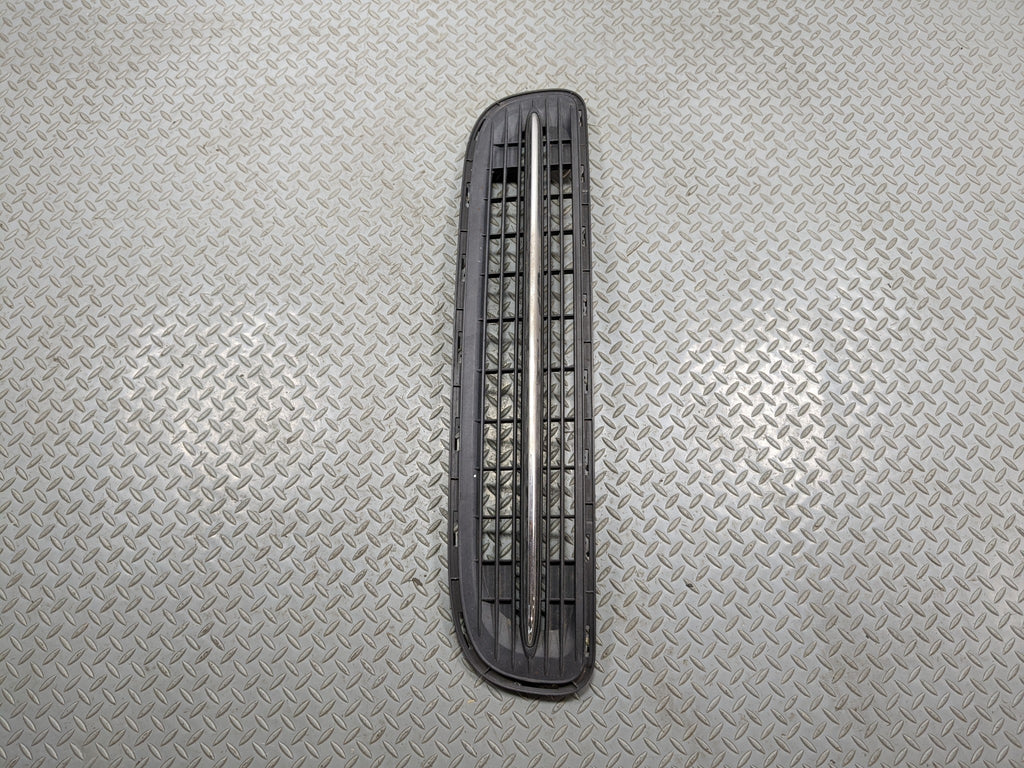 11 - 14 MINI COOPER CLUBMAN OEM GRILLE TRIM PANEL ASSEMBLY FRONT LOWER CENTER