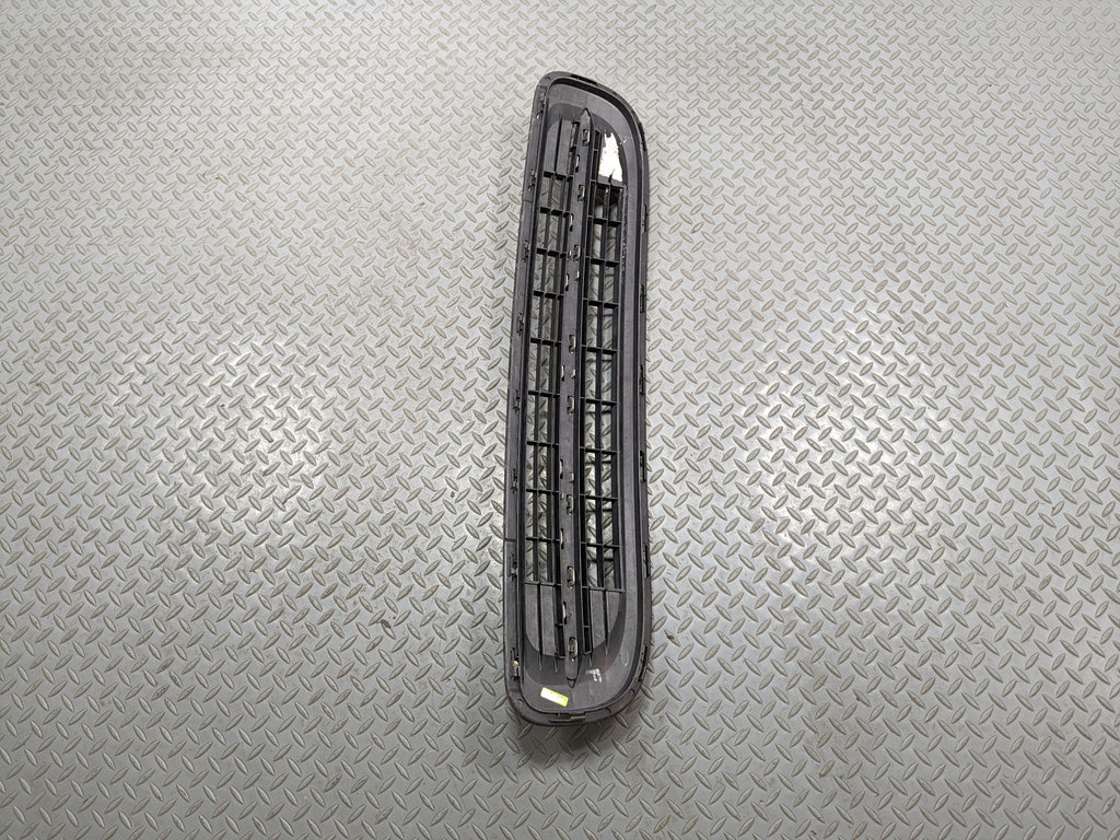 11 - 14 MINI COOPER CLUBMAN OEM GRILLE TRIM PANEL ASSEMBLY FRONT LOWER CENTER