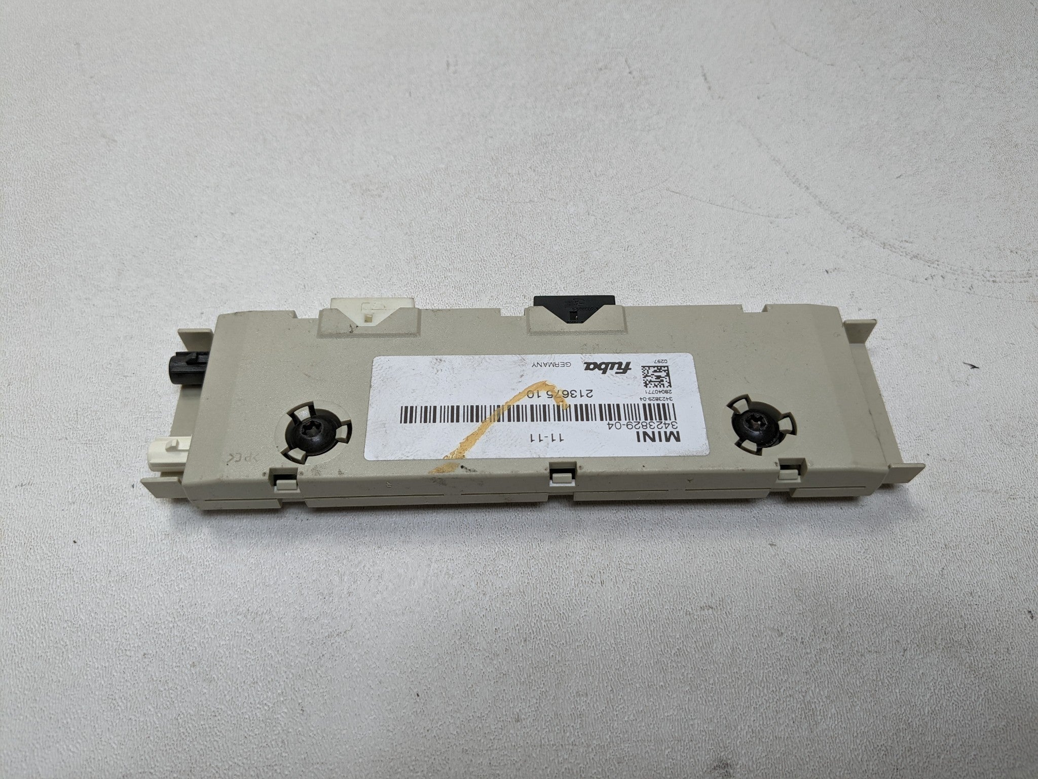 2011 - 2014 MINI COOPER CLUBMAN OEM ANTENNA AMPLIFIER RECEIVER CONTROL MODULE
