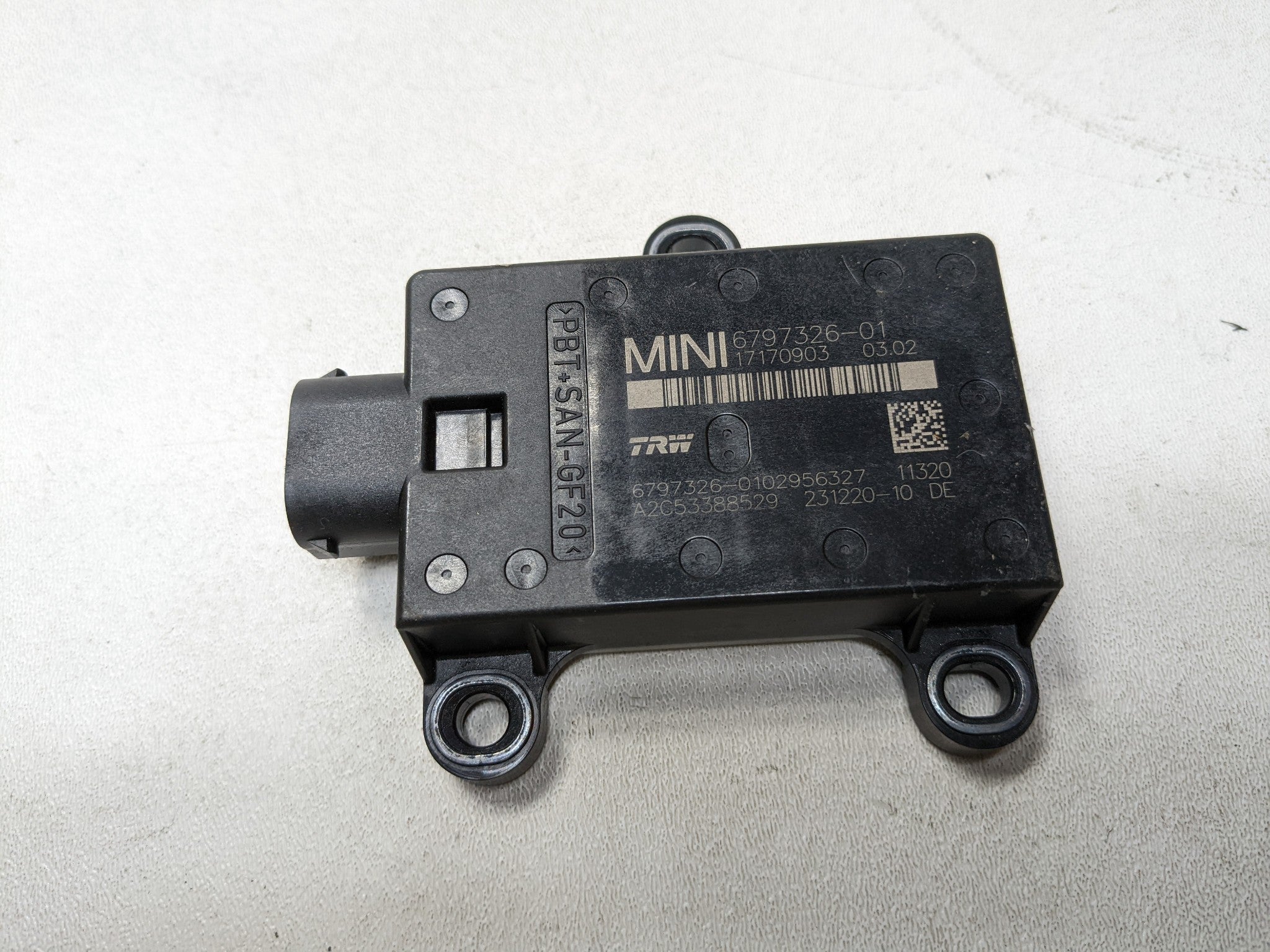 2011 - 2014 MINI COOPER CLUBMAN OEM YAW RATE SPEED SENSOR CONTROL MODULE UNIT