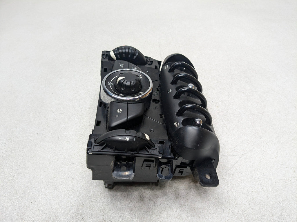 2011 - 2014 MINI COOPER CLUBMAN OEM AC HEATER TEMPERATURE CONTROL SWITCH