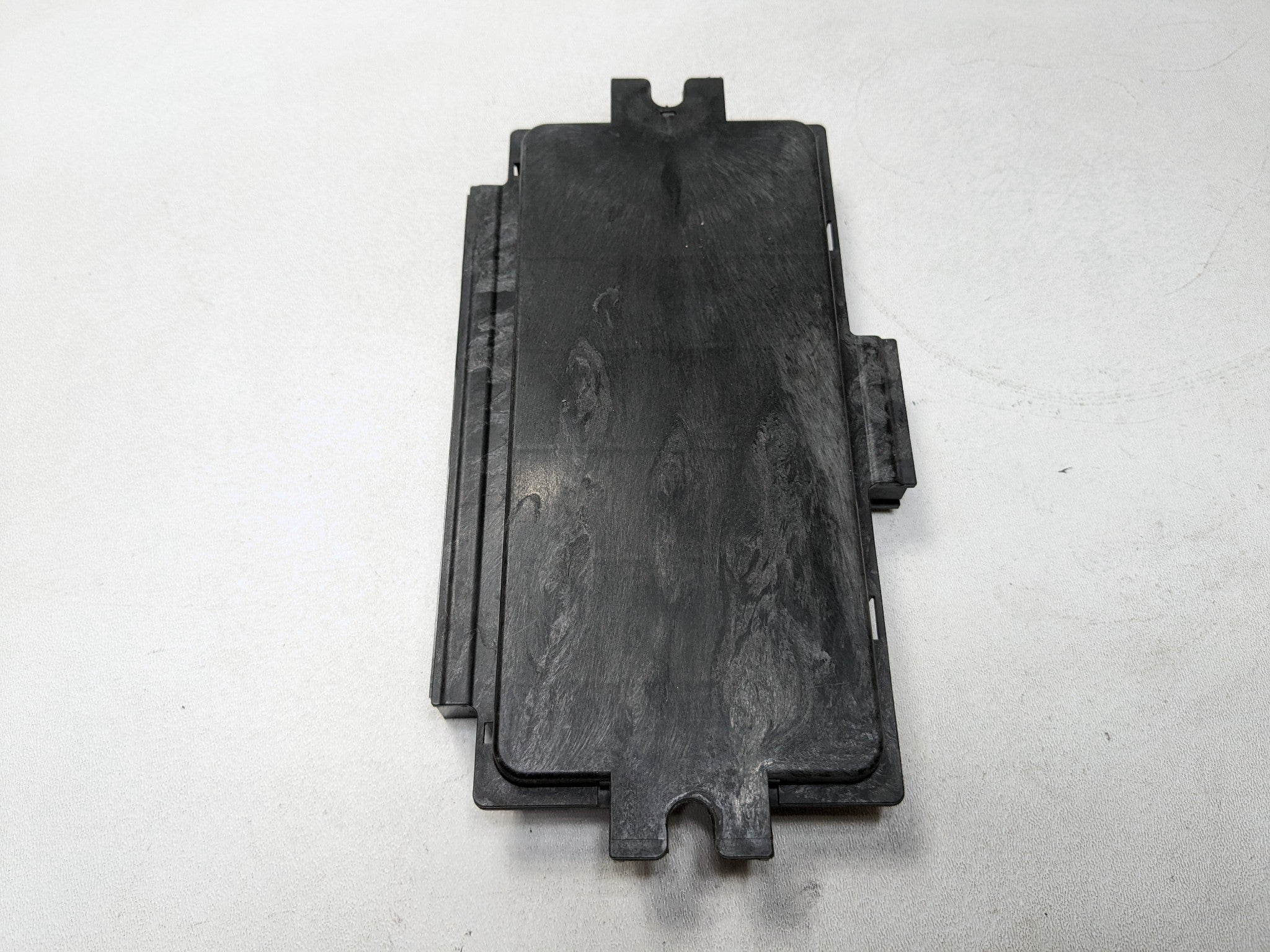 2011 - 2014 MINI COOPER CLUBMAN OEM FOOTWELL BODY COMPUTER CONTROL MODULE UNIT