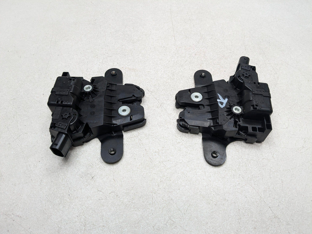11 - 14 MINI COOPER CLUBMAN OEM LID LATCH TRUNK LOCK RELEASE REAR LEFT AND RIGHT