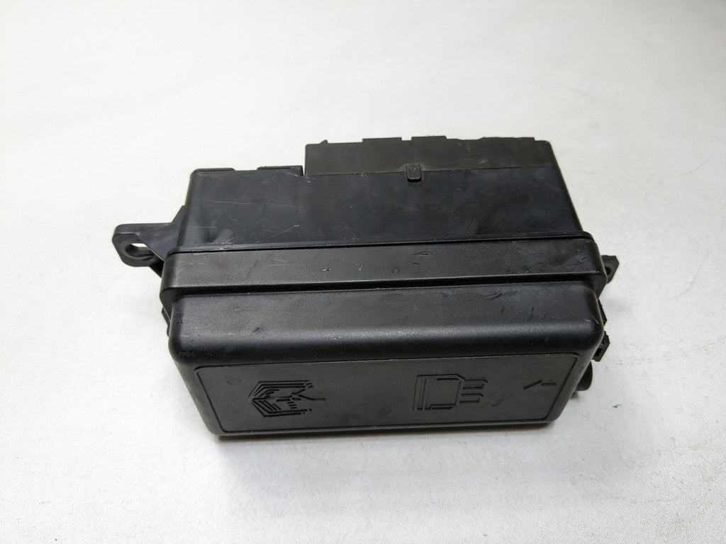 2011 - 2014 MINI COOPER CLUBMAN OEM ENGINE BAY DISTRIBUTION FUSE RELAY BOX