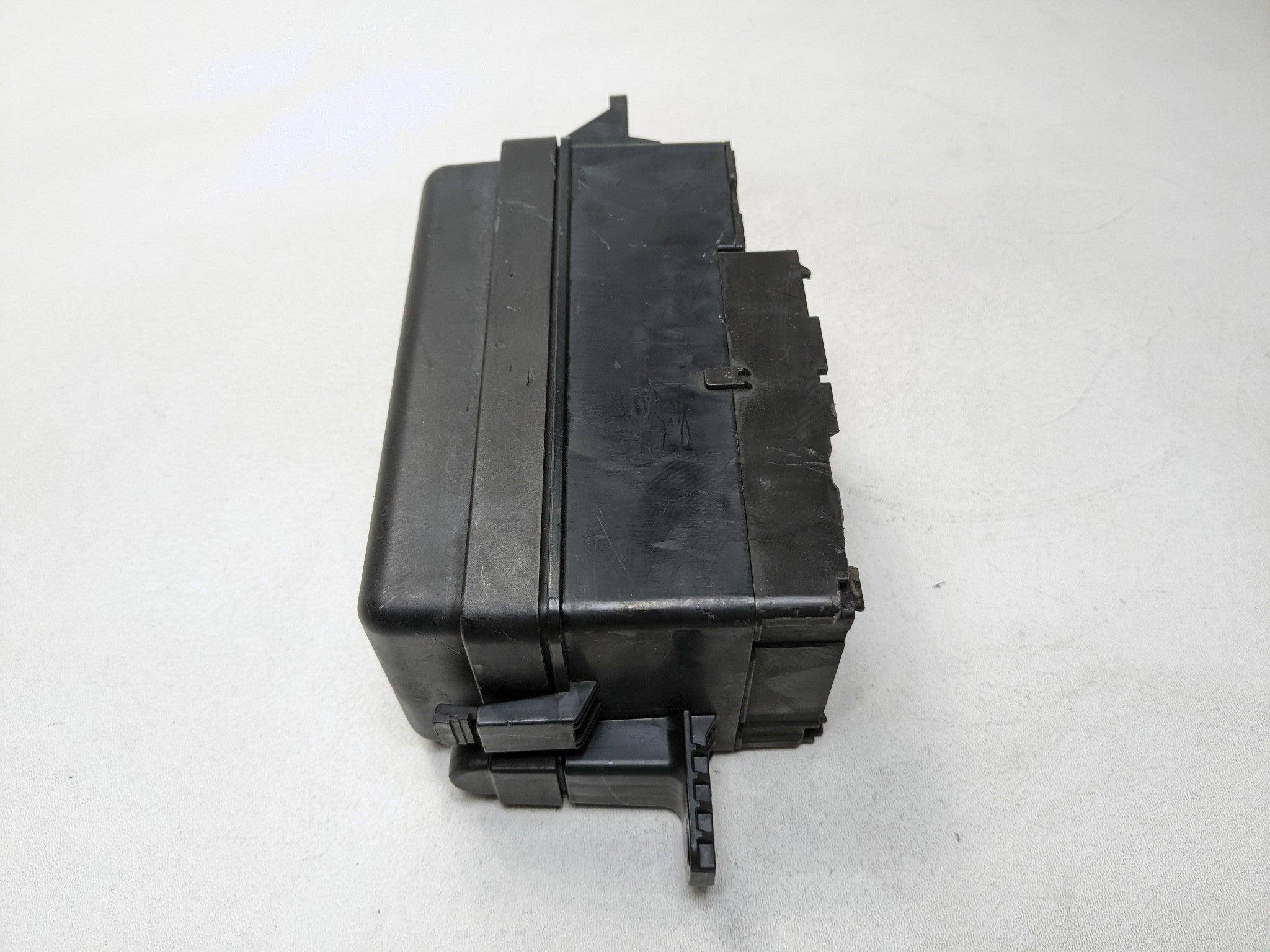 2011 - 2014 MINI COOPER CLUBMAN OEM ENGINE BAY DISTRIBUTION FUSE RELAY BOX