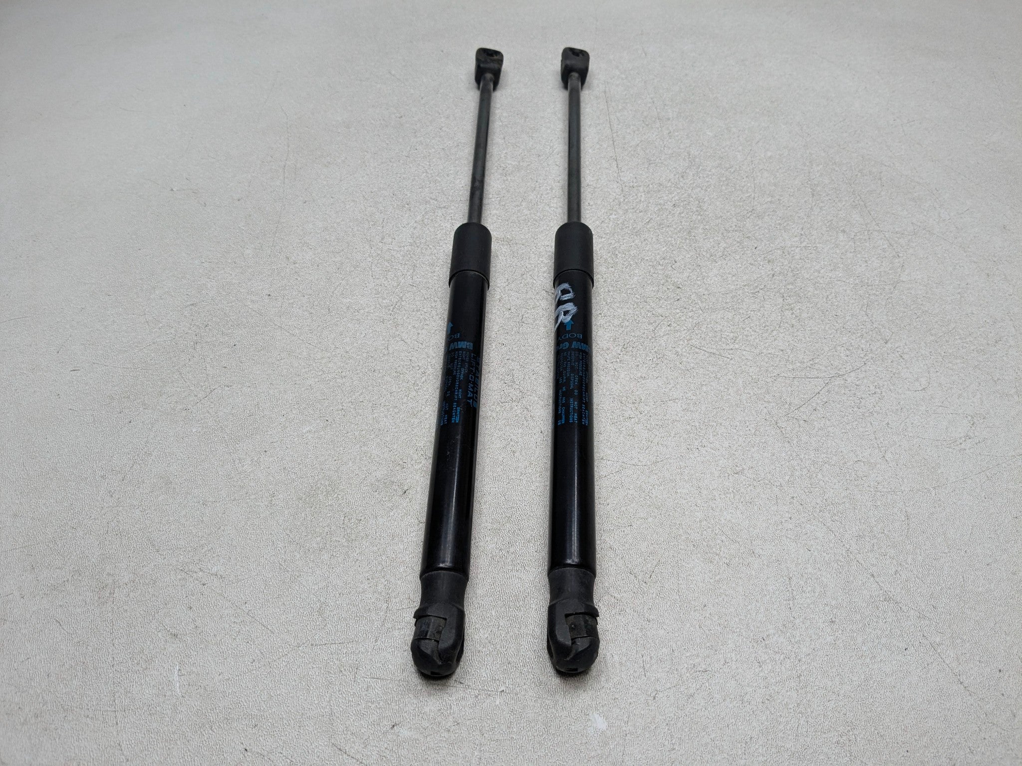 2011 - 2014 MINI COOPER CLUBMAN OEM LIFT SHOCK STRUT SET REAR TRUNK LID TAILGATE