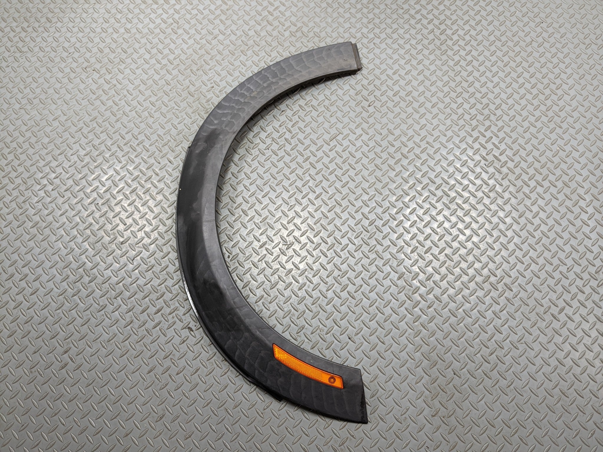 11 - 14 MINI COOPER CLUBMAN OEM FENDER FLARE WHEEL ARCH LINER TRIM FRONT LEFT