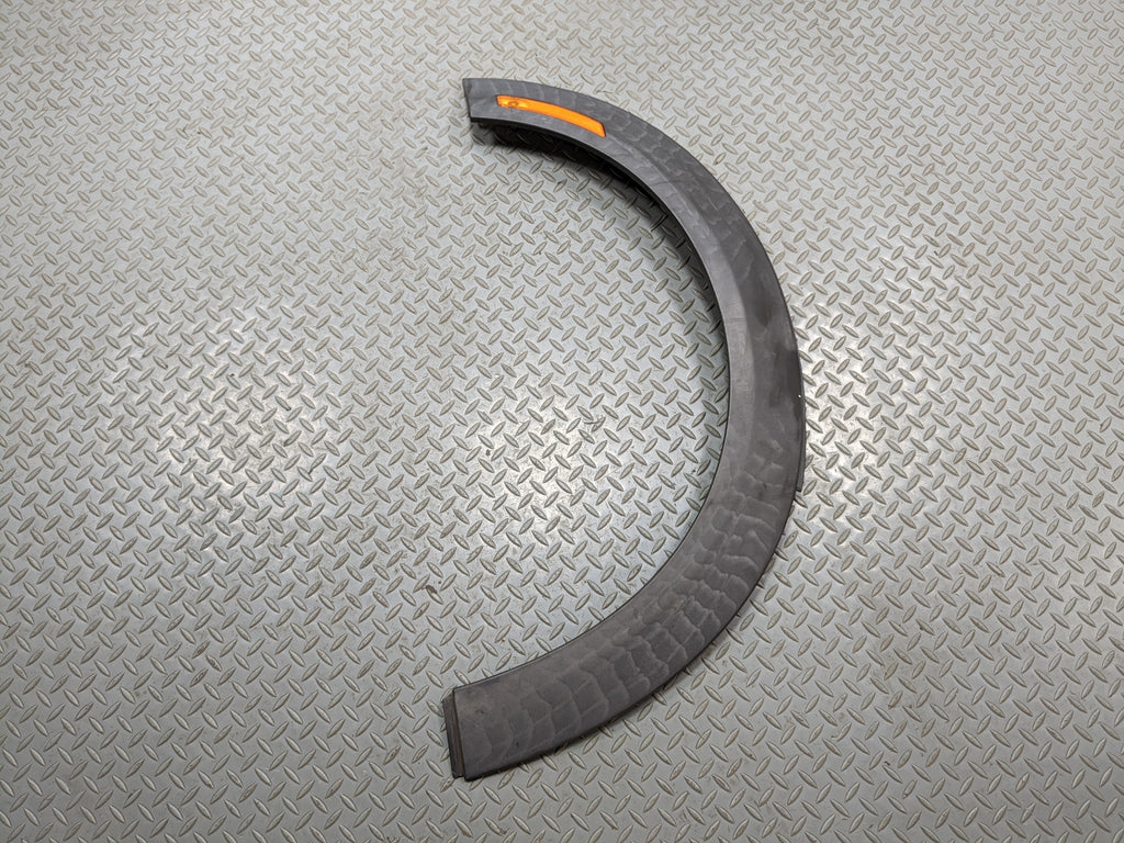 11 - 14 MINI COOPER CLUBMAN OEM FENDER FLARE WHEEL ARCH LINER TRIM FRONT LEFT