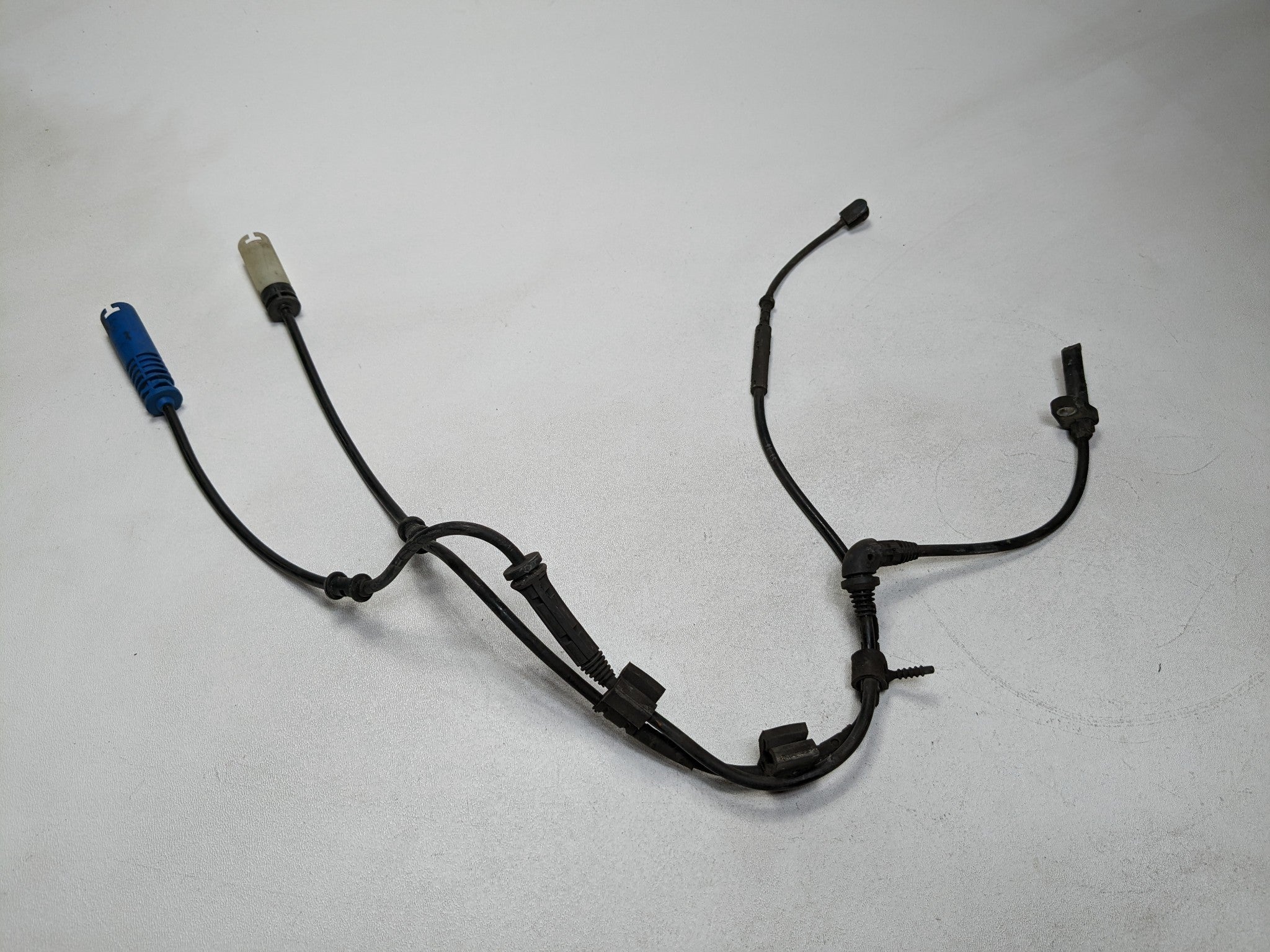 2011 - 2014 MINI COOPER CLUBMAN OEM ABS SPEED SENSOR FRONT LEFT DRIVER SIDE
