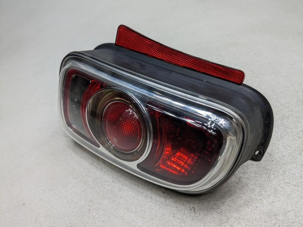 11 - 14 MINI COOPER CLUBMAN OEM TAIL LIGHT ASSEMBLY REAR RIGHT PASSENGER SIDE