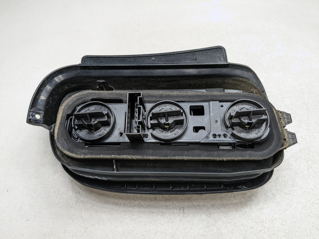 11 - 14 MINI COOPER CLUBMAN OEM TAIL LIGHT ASSEMBLY REAR RIGHT PASSENGER SIDE