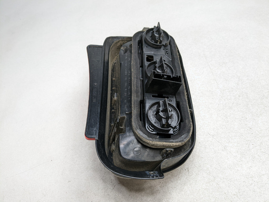 11 - 14 MINI COOPER CLUBMAN OEM TAIL LIGHT ASSEMBLY REAR RIGHT PASSENGER SIDE