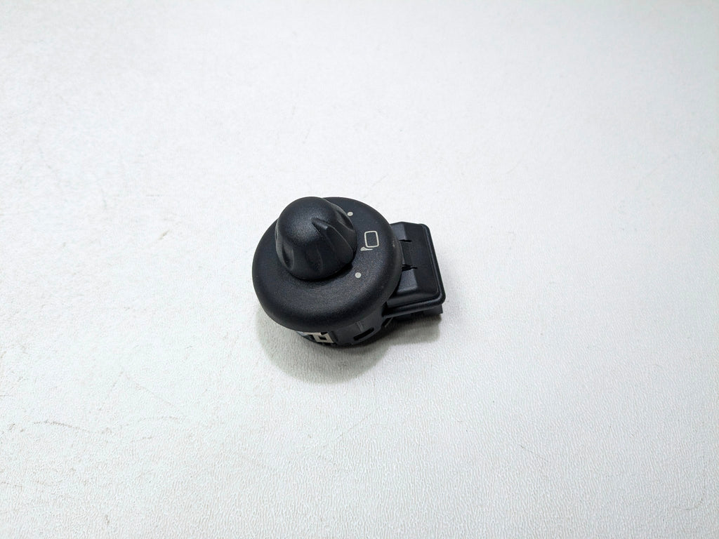 11 - 14 MINI COOPER CLUBMAN OEM MIRROR ADJUSTMENT CONTROL SWITCH FRONT LEFT SIDE