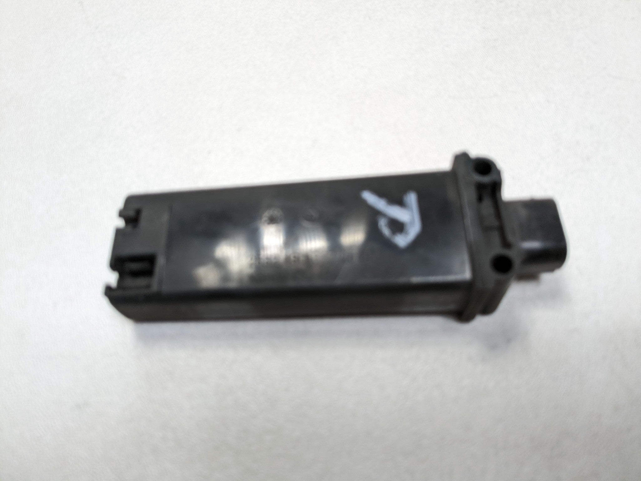 2011 - 2014 MINI COOPER CLUBMAN OEM TPMS TIRE PRESSURE MONITORING ANTENNA SENSOR