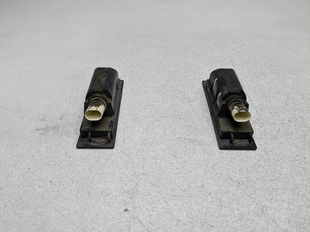 2011 - 2014 MINI COOPER CLUBMAN OEM LICENSE PLATE LIGHT SET REAR LEFT AND RIGHT