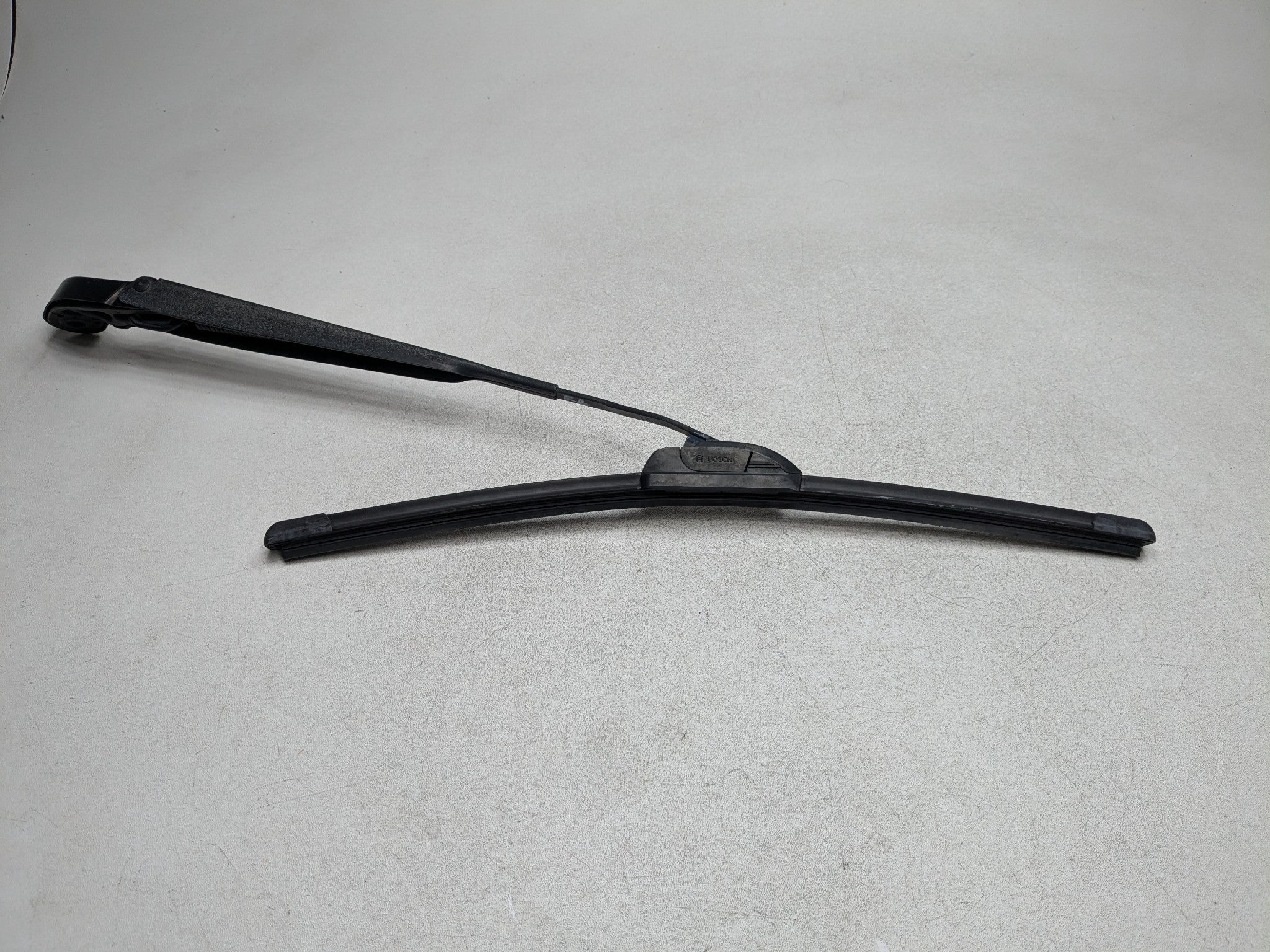 11 - 14 MINI COOPER CLUBMAN OEM WINDSHIELD WIPER ARM WITH BLADE FRONT LEFT SIDE