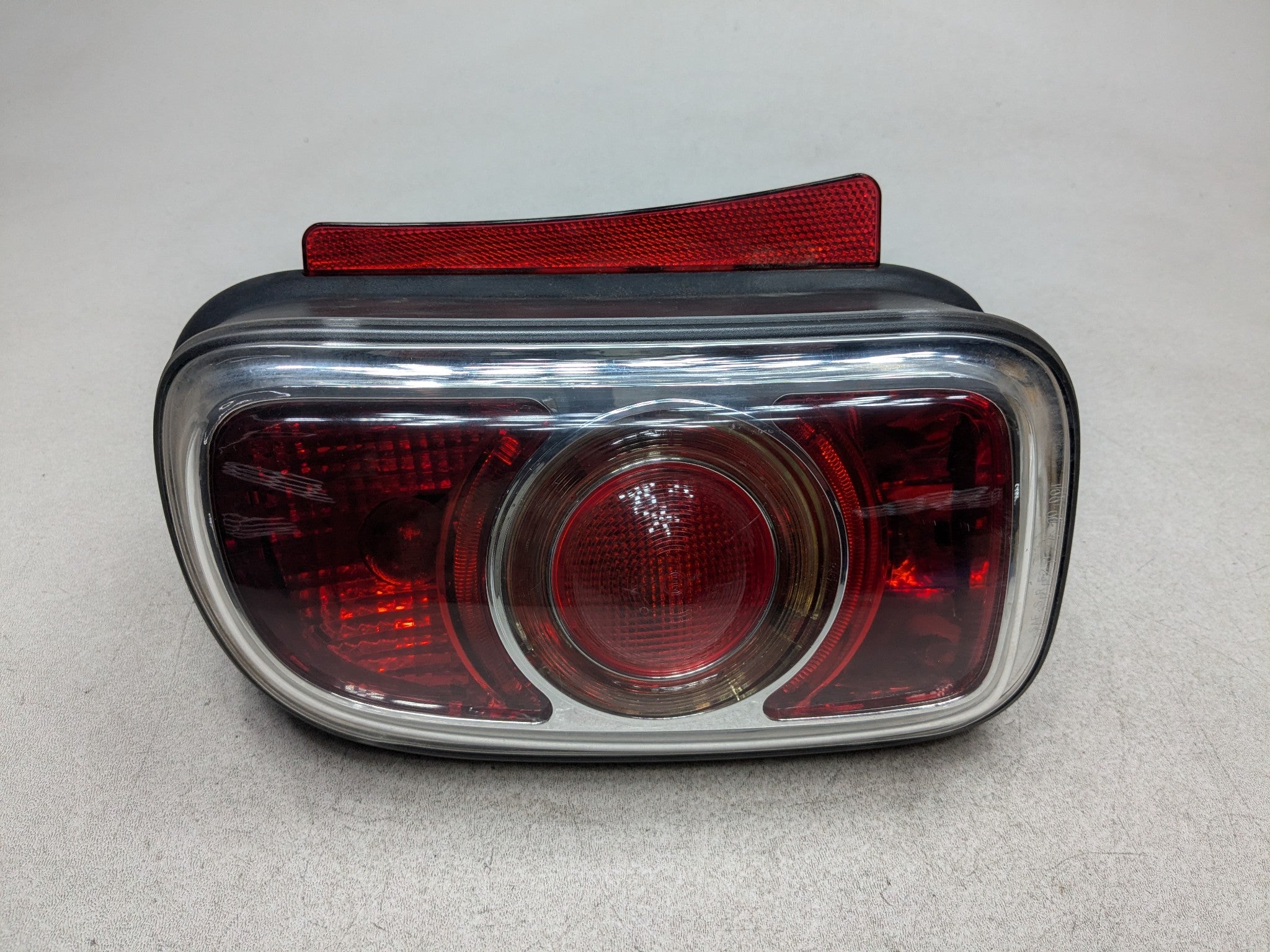 2011 - 2014 MINI COOPER CLUBMAN OEM TAIL LIGHT ASSEMBLY REAR LEFT DRIVER SIDE