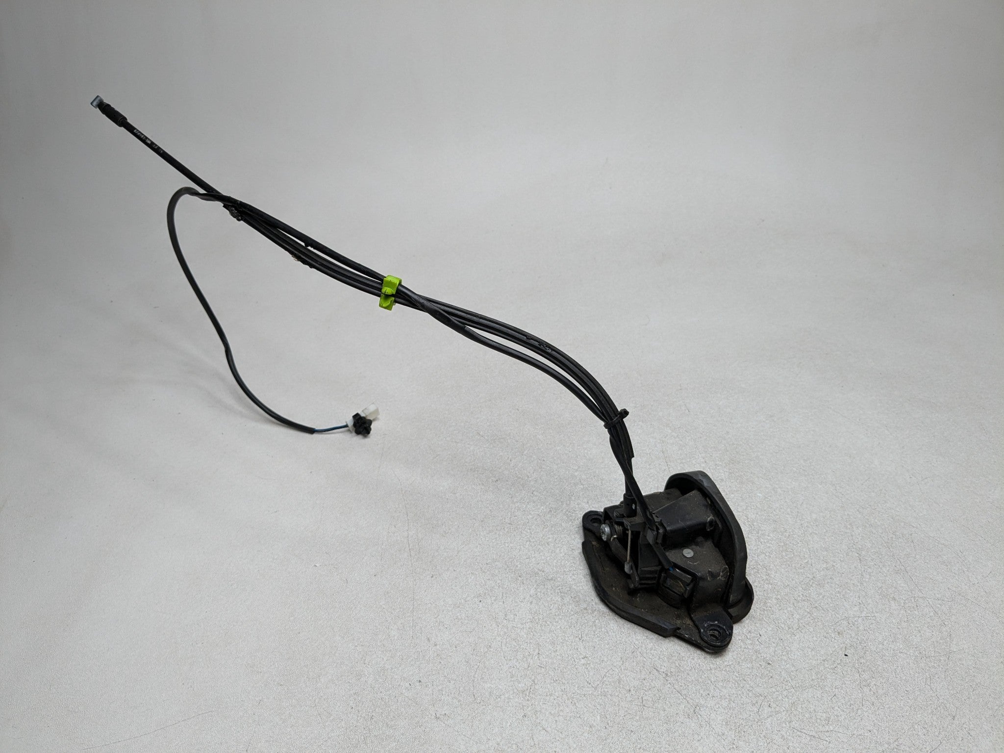 11 - 14 MINI COOPER CLUBMAN OEM DOOR LATCH LOCK ACTUATOR LOWERE REAR RIGHT SIDE