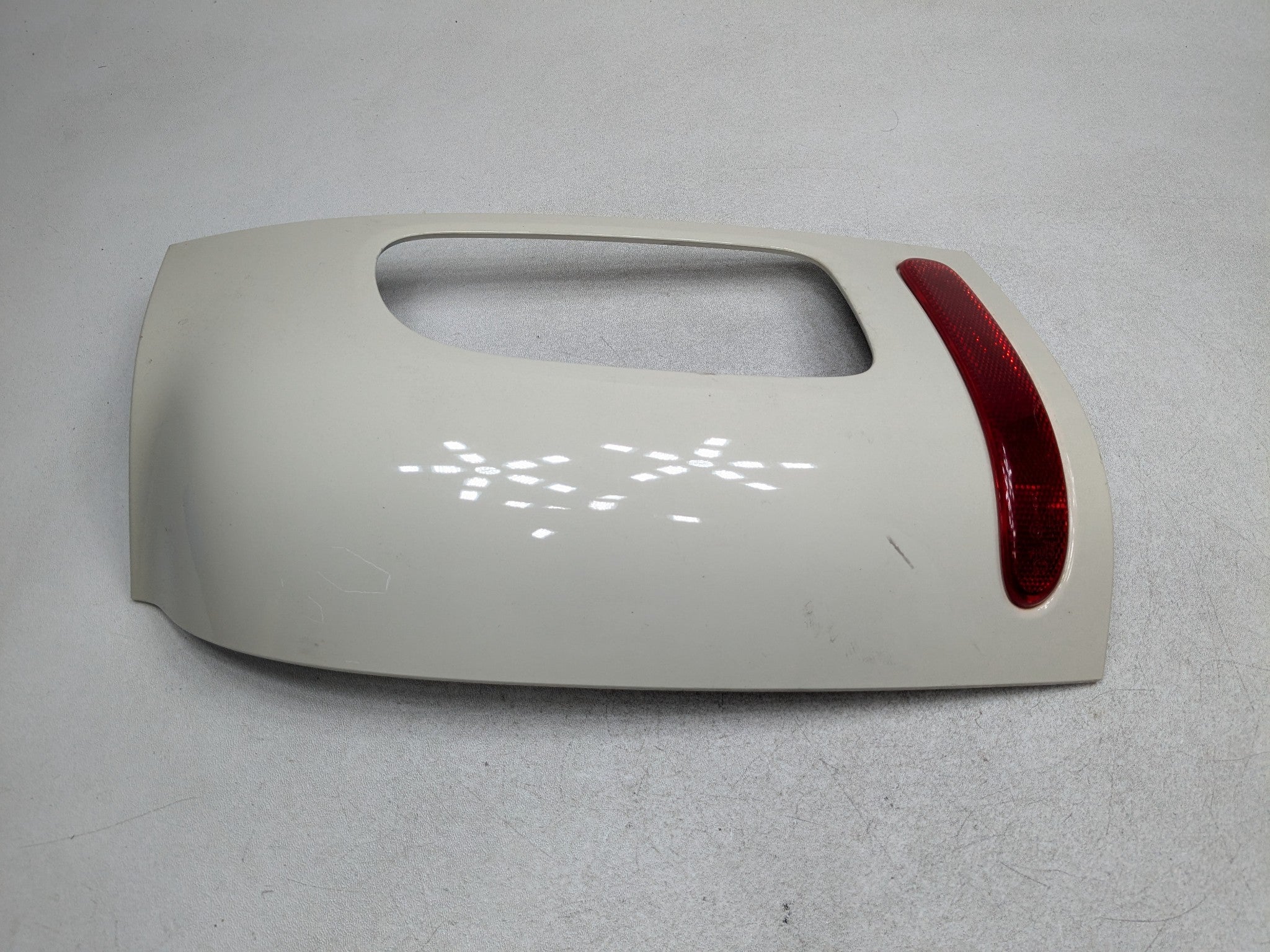 2011 - 2014 MINI COOPER CLUBMAN OEM TAIL LIGHT FINISH TRIM PANEL REAR LEFT SIDE