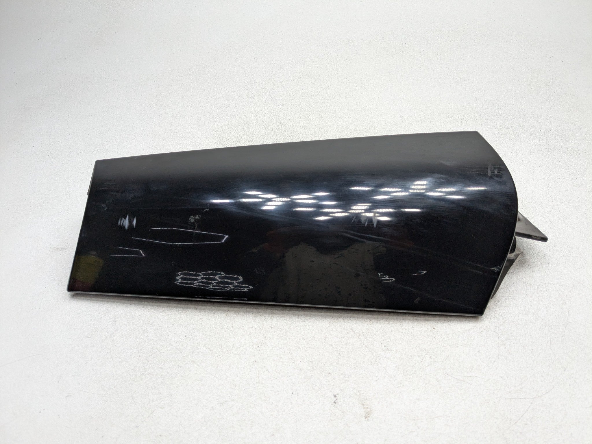 2011 - 2014 MINI COOPER CLUBMAN OEM TAIL GATE D PILLAR TRIM COVER REAR LEFT SIDE